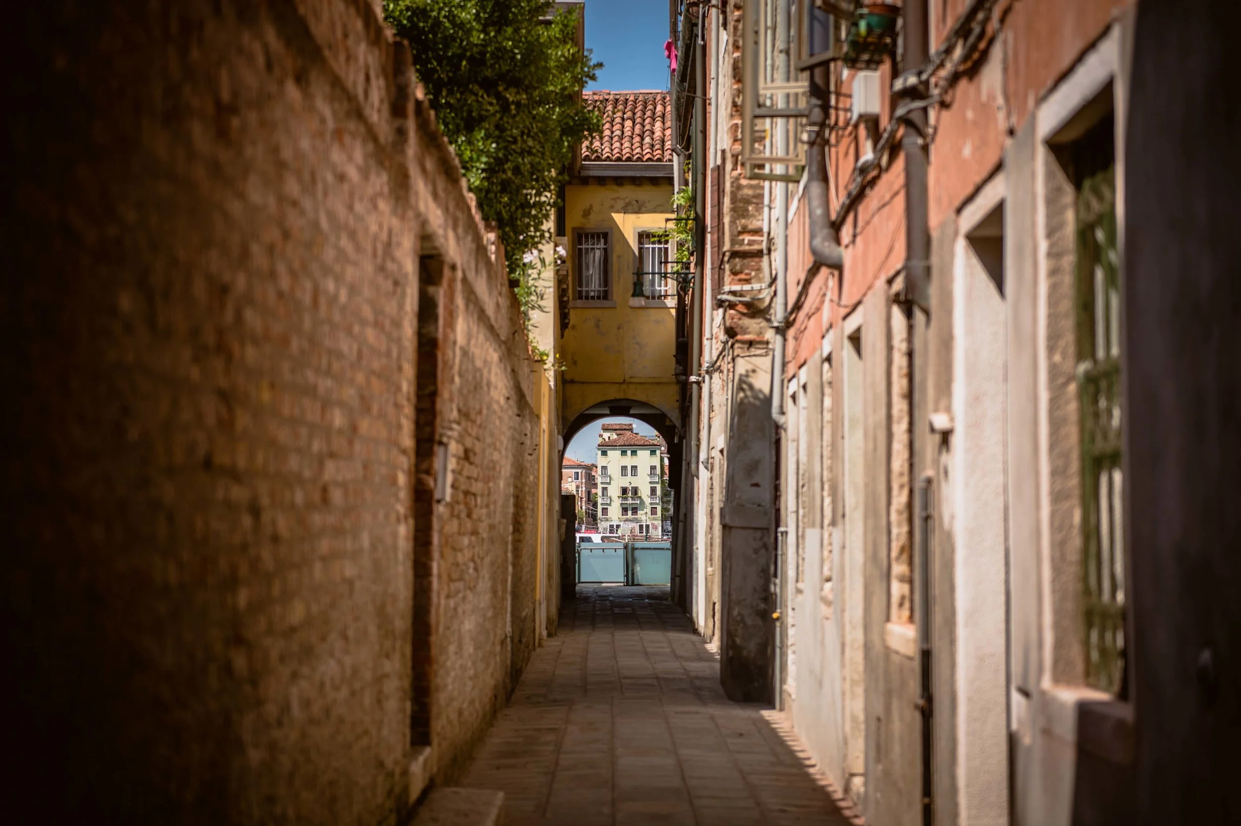 Giudecca PHOTOGRAPHY: Mirko Fin • NIKON Df • AF-S NIKKOR 24-70MM Ƒ/2.8G ED @ 38MM • Ƒ/2.8 • 1/1000 SEC • ISO 100