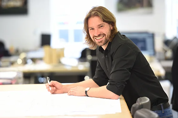 David Callear Senior Technician Highly experienced senior technician with over 10 years’ experience in delivering award-winning superhome projects.