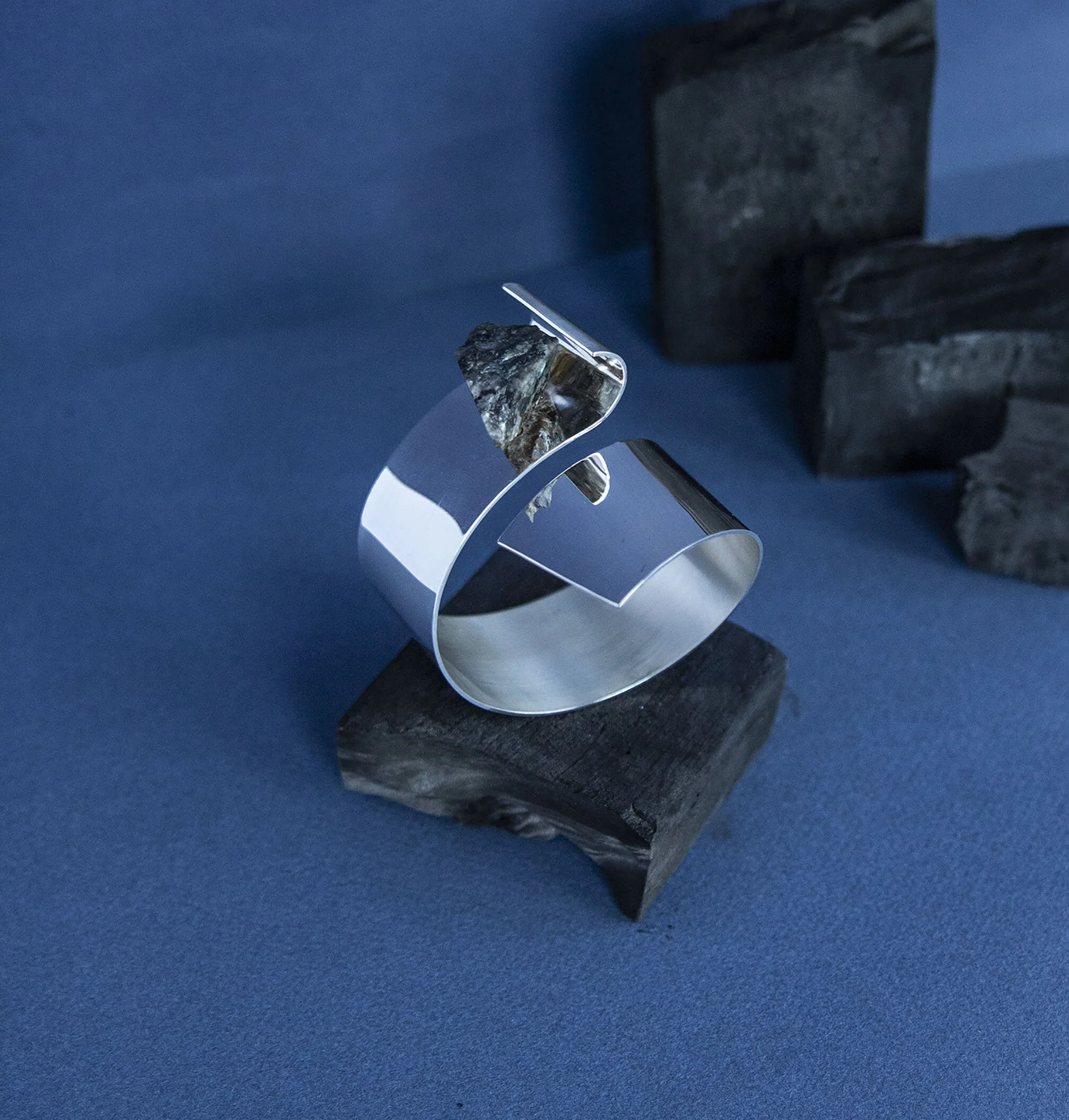 Anne_karine_solgaard_kaja_solgaard_dahl_armbånd_sølv_arv_0302.jpg