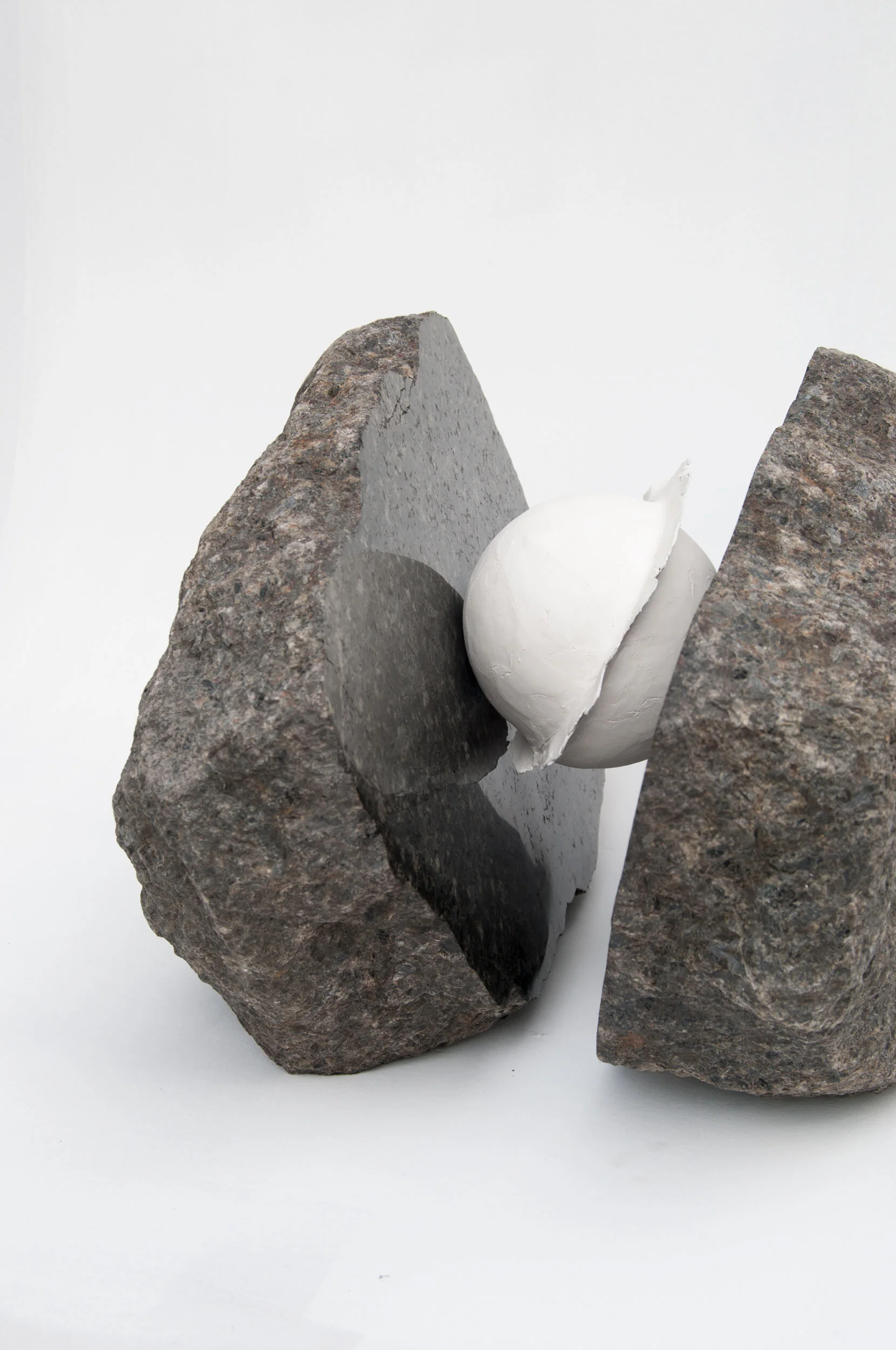 Sculpture1_the_stoneware_ritual_kaja_dahl_03.jpg