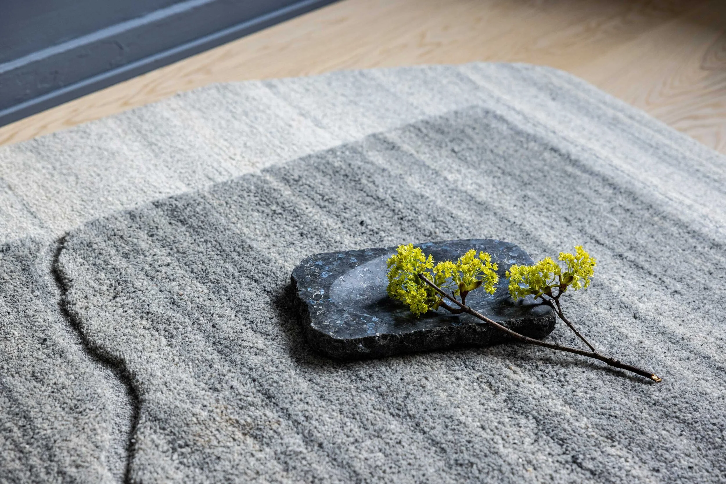 blokk_tufted_rug_gulvteppe_volver_wool_carpet_kaja_dahl_03.jpg