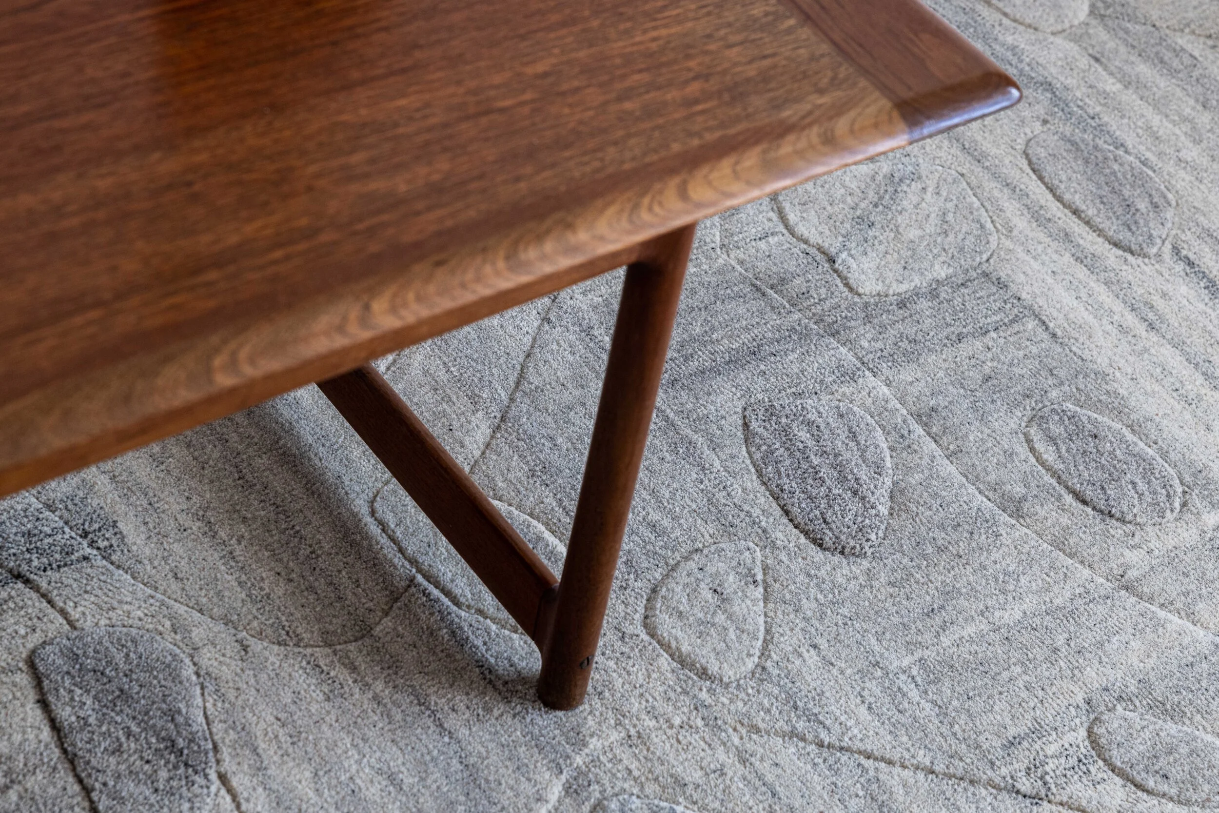 relieff_tufted_rug_gulvteppe_volver_wool_carpet_Kaja_dahl_02.jpg