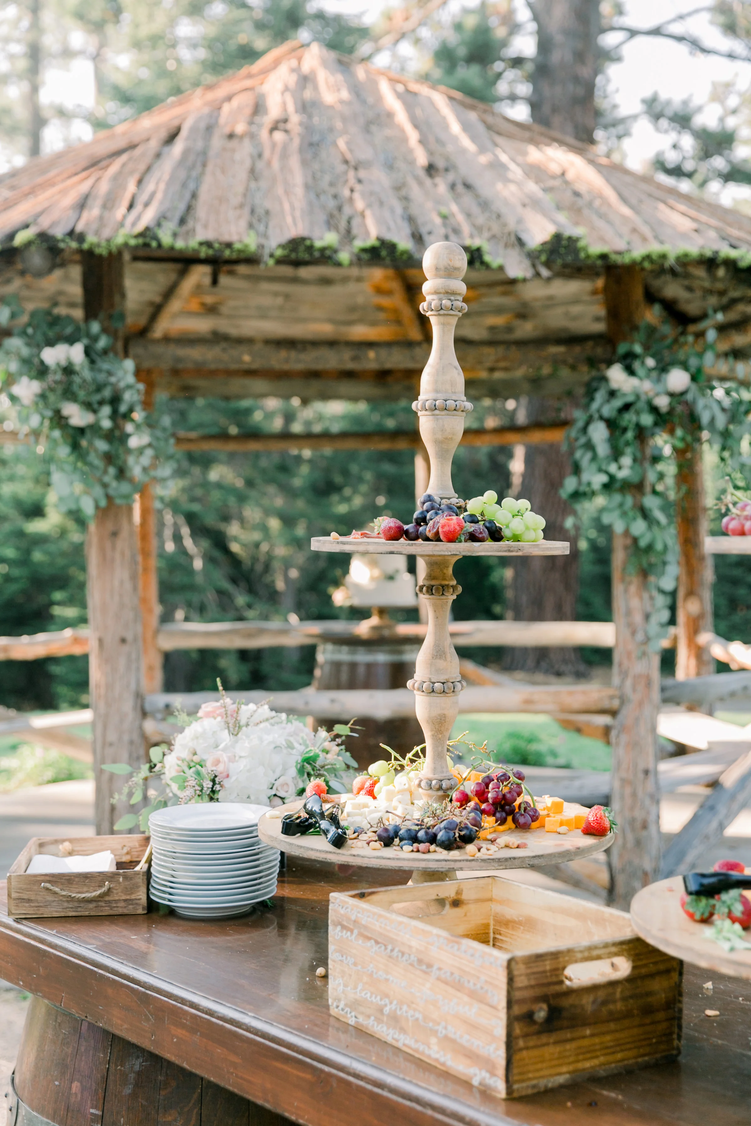 KarlieColleenPhotography-LakeTahoeWedding-Hellman-EhrmanMansion-463.jpg
