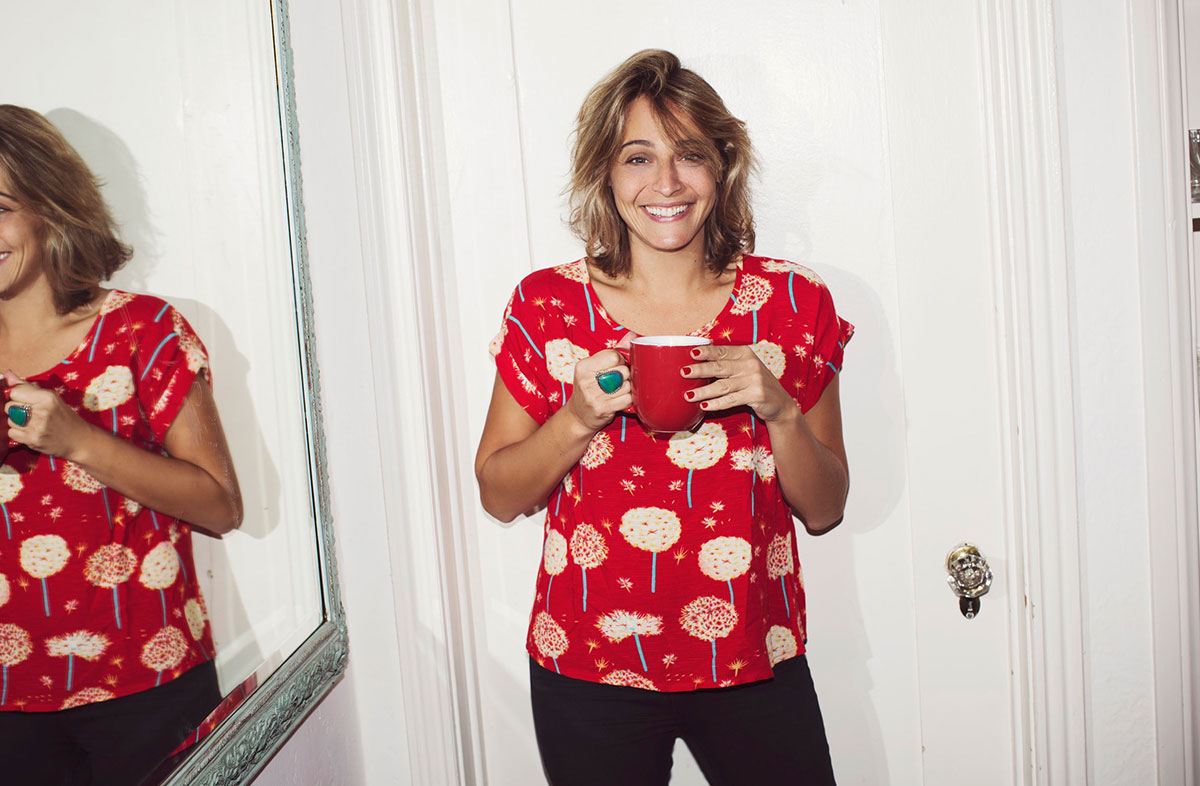 About Lisa Daron is a speaker, Life Coach, and practitioner of Positive Psychology. In constant pursuit of micro-moments of connection, she is traveling the country to promote face-to-face conversation and storytelling. MY STORY →