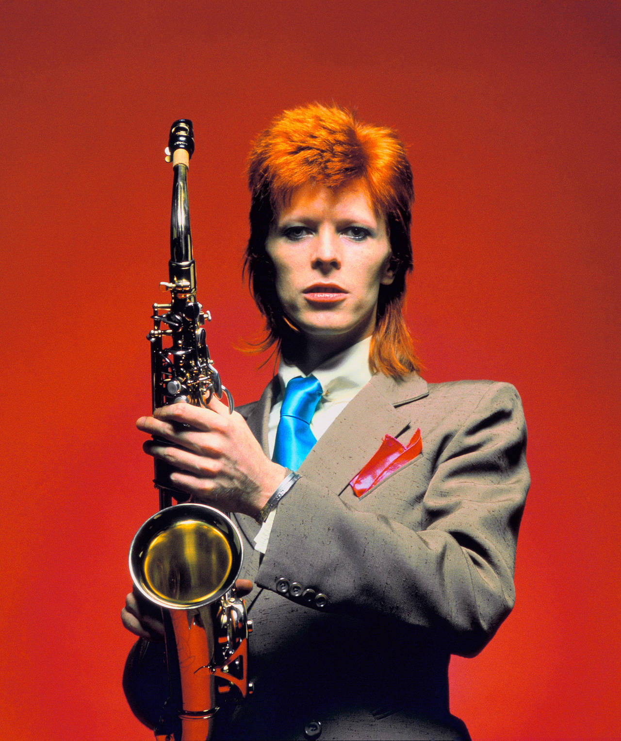 BowieSaxCUColor_1_London1973_3040cMickRock037_l.jpg