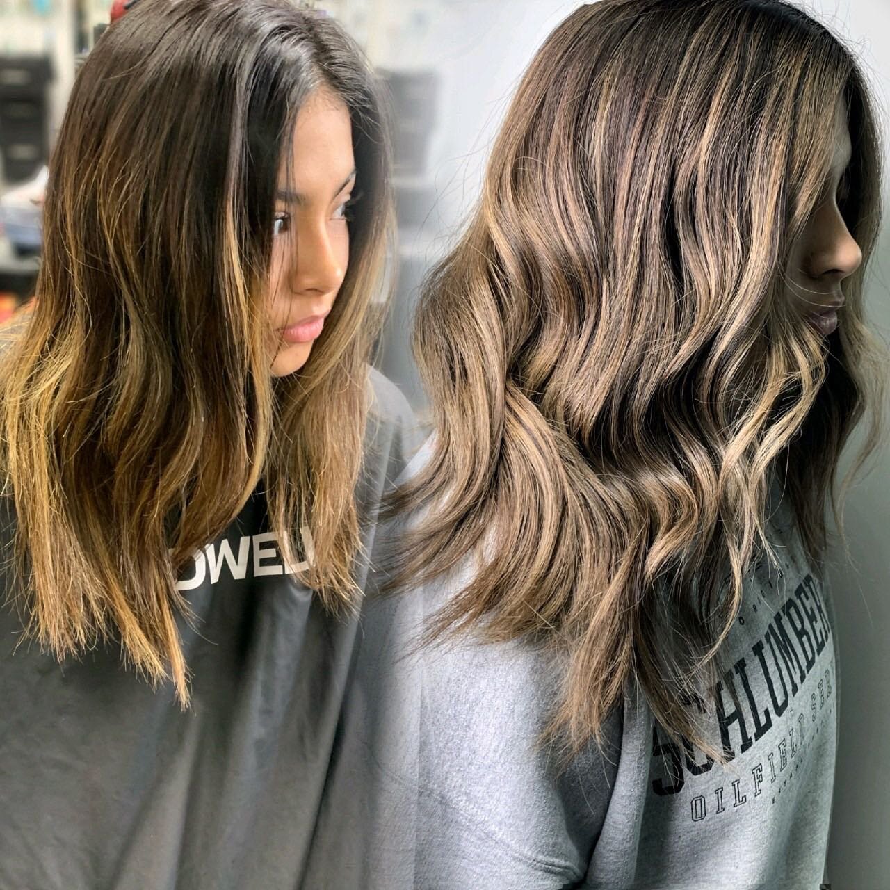 I know we are unable to work but here&rsquo;s some of our work anyway. Color by @hollyreahairdesign and cut by @hair_byginama 
We can&rsquo;t wait to get back to work and see all of you guys! 
#sanantoniosalon #sanantoniohairsylist #sananroniobayalag