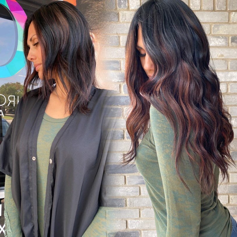 @hair_byginama working her magic by giving @g2thaq the hair of her dreams🙌🏼 Dm us for more info on #skinnyweft&trade;️ extensions

#sanantonioextensions #skinnyweft&trade;️ #Sanantonioskinnyweft #sanantoniosalon #sanantoniohairstylist #customcolore