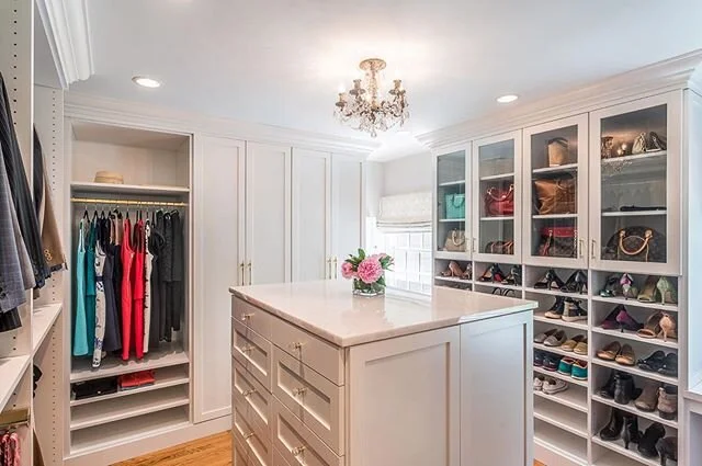 Time for some master suite renovation envy. For this Penn Valley project, the design team at @abbyschwartzassociates took a standard adjoining bedroom and combined it with a small master bedroom/bathroom to create a generous, lovely space with a marb