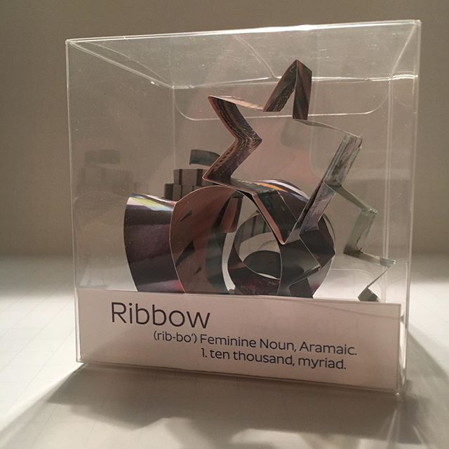 For those that don&rsquo;t know, I&rsquo;ve invented a cool option for decorating gifts - check out Katherine Cross Design&rsquo;s Ribbow!  I got tired of using traditional bows and ribbons for gift wrapping, so I invented Ribbow!! You can buy one pr