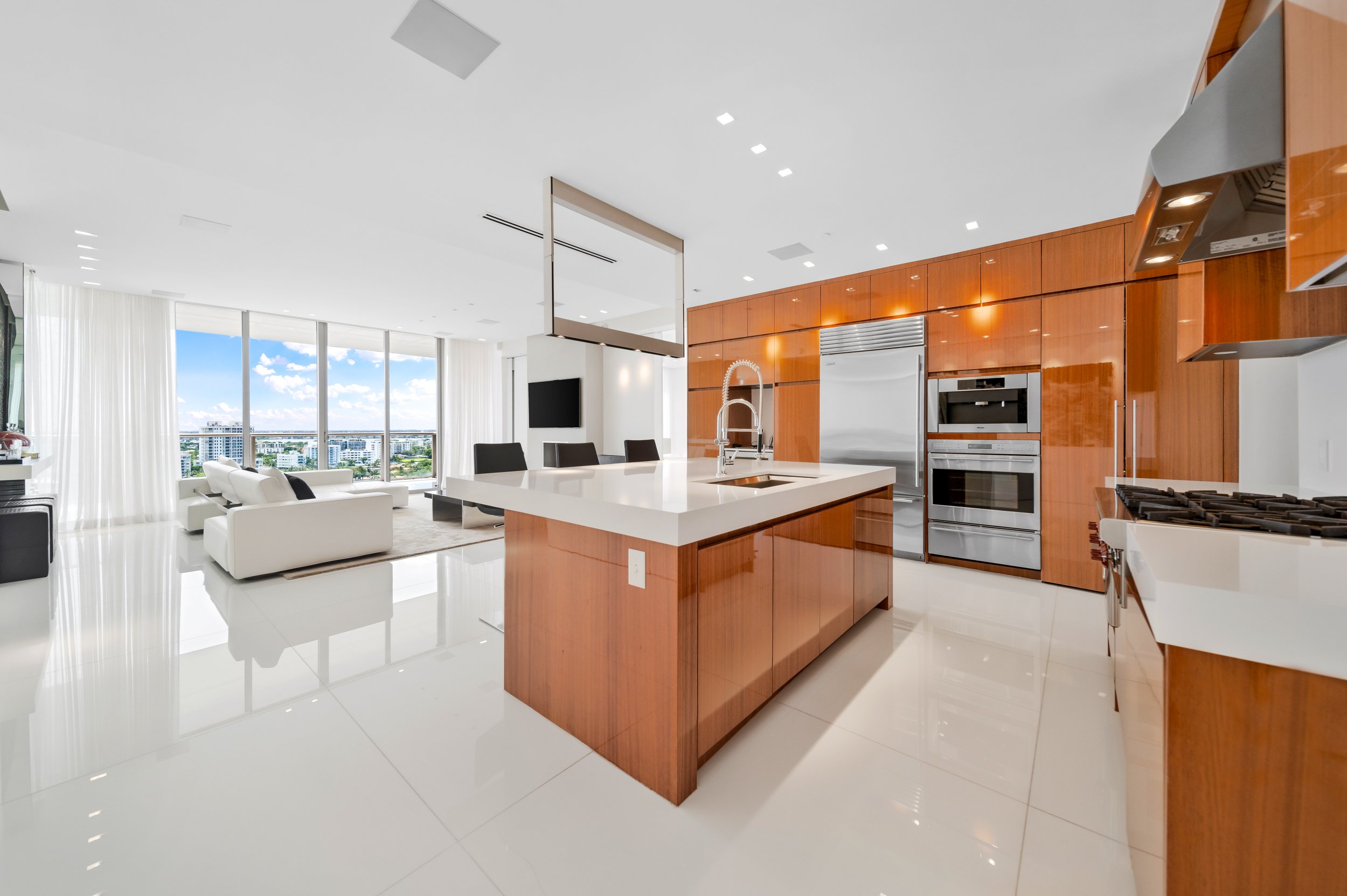 9701 Collins Ave-Bal Harbour, Matias-unit 1405S_-2.jpg