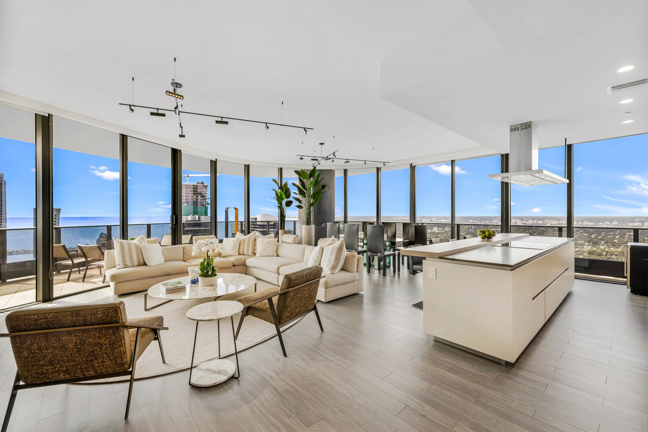 1000 Brickell Plaza-Miami-Christina PH6002-1.jpg