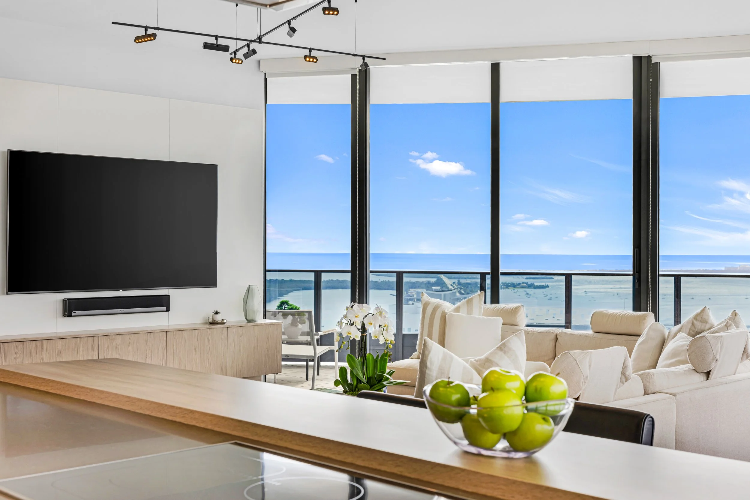 1000 Brickell Plaza-Miami-Christina PH6002-21.jpg