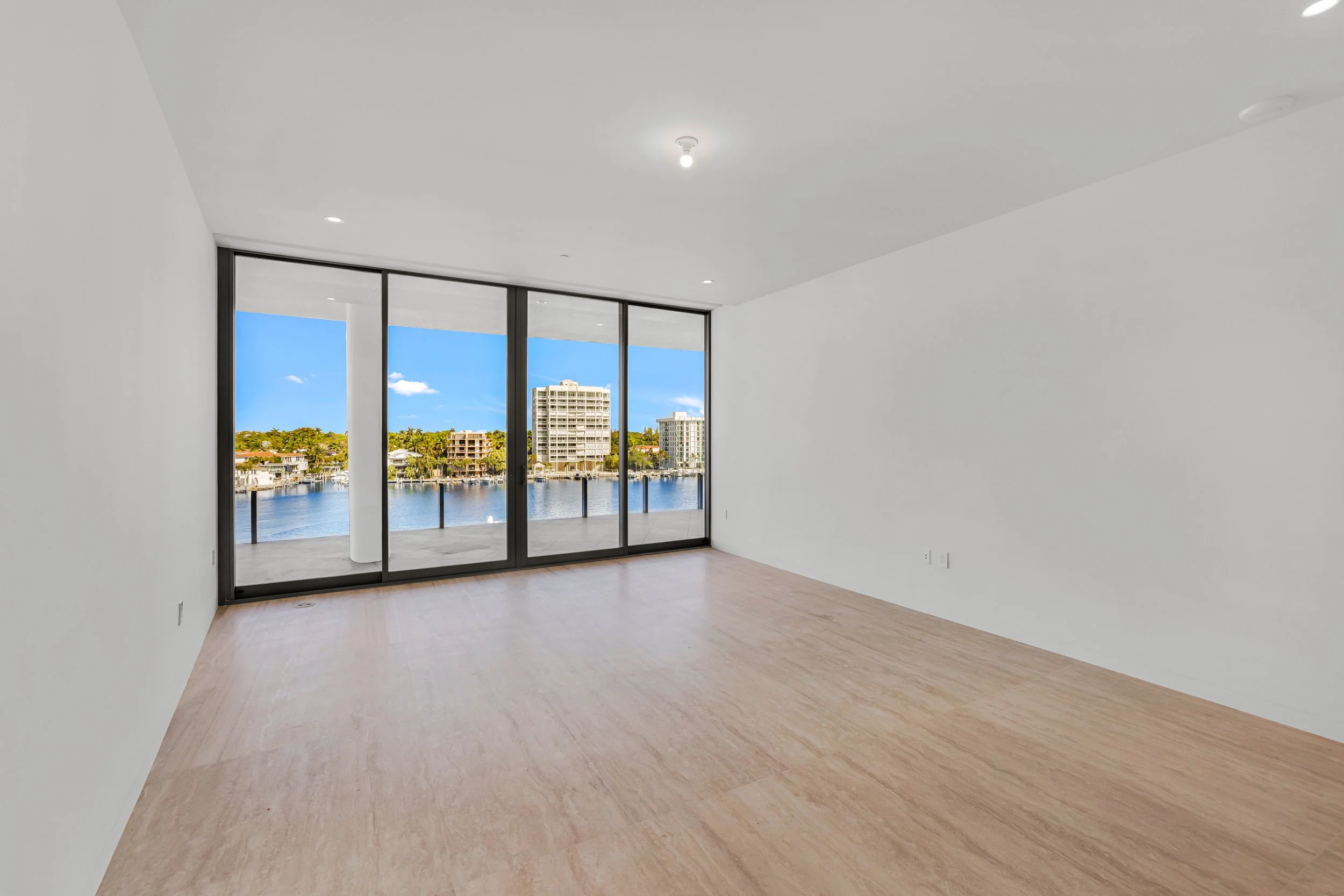 4 Grove Isle Dr-Miami,Christina #504-3.jpg