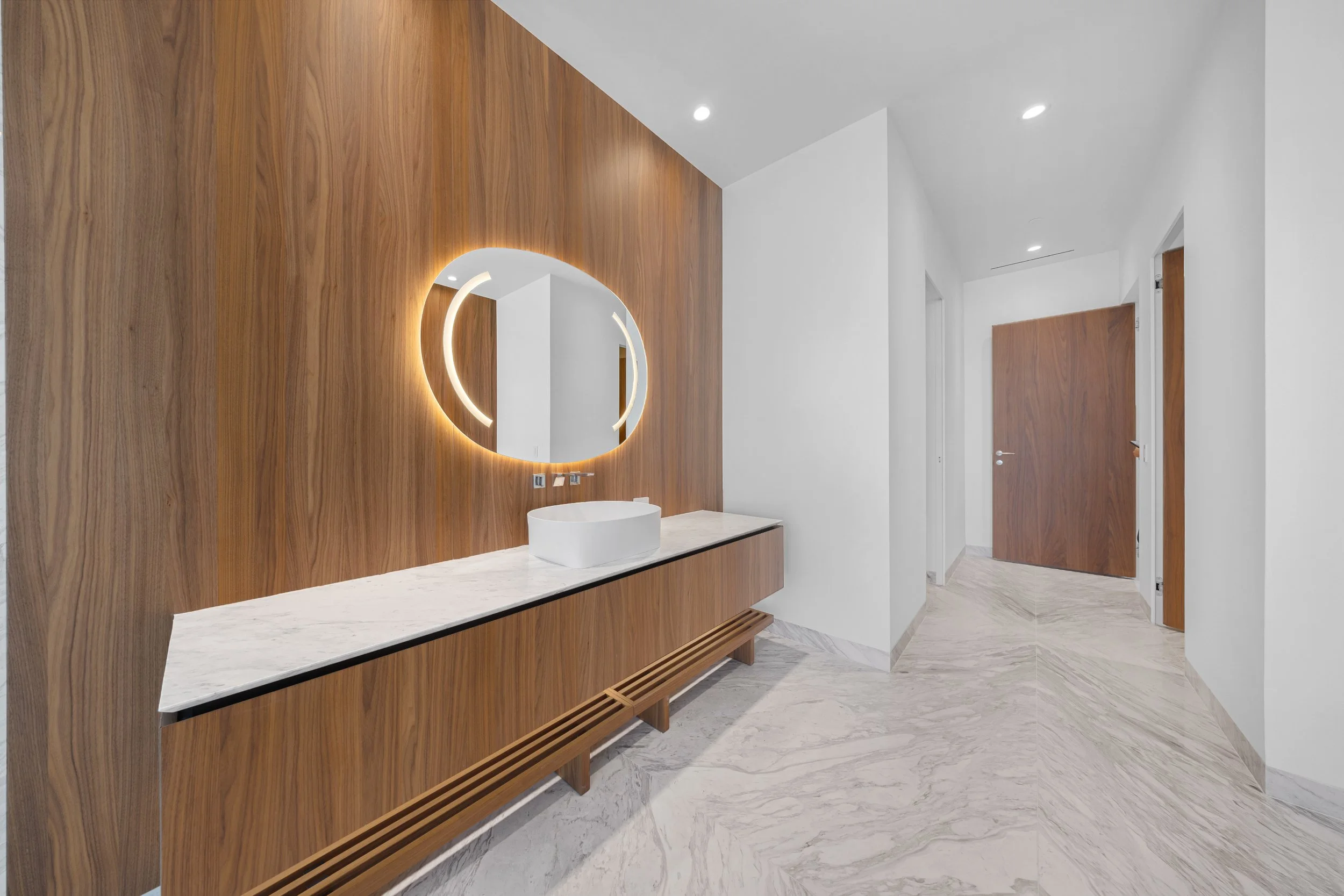 4 Grove Isle Dr-Miami,Christina #504-17.jpg