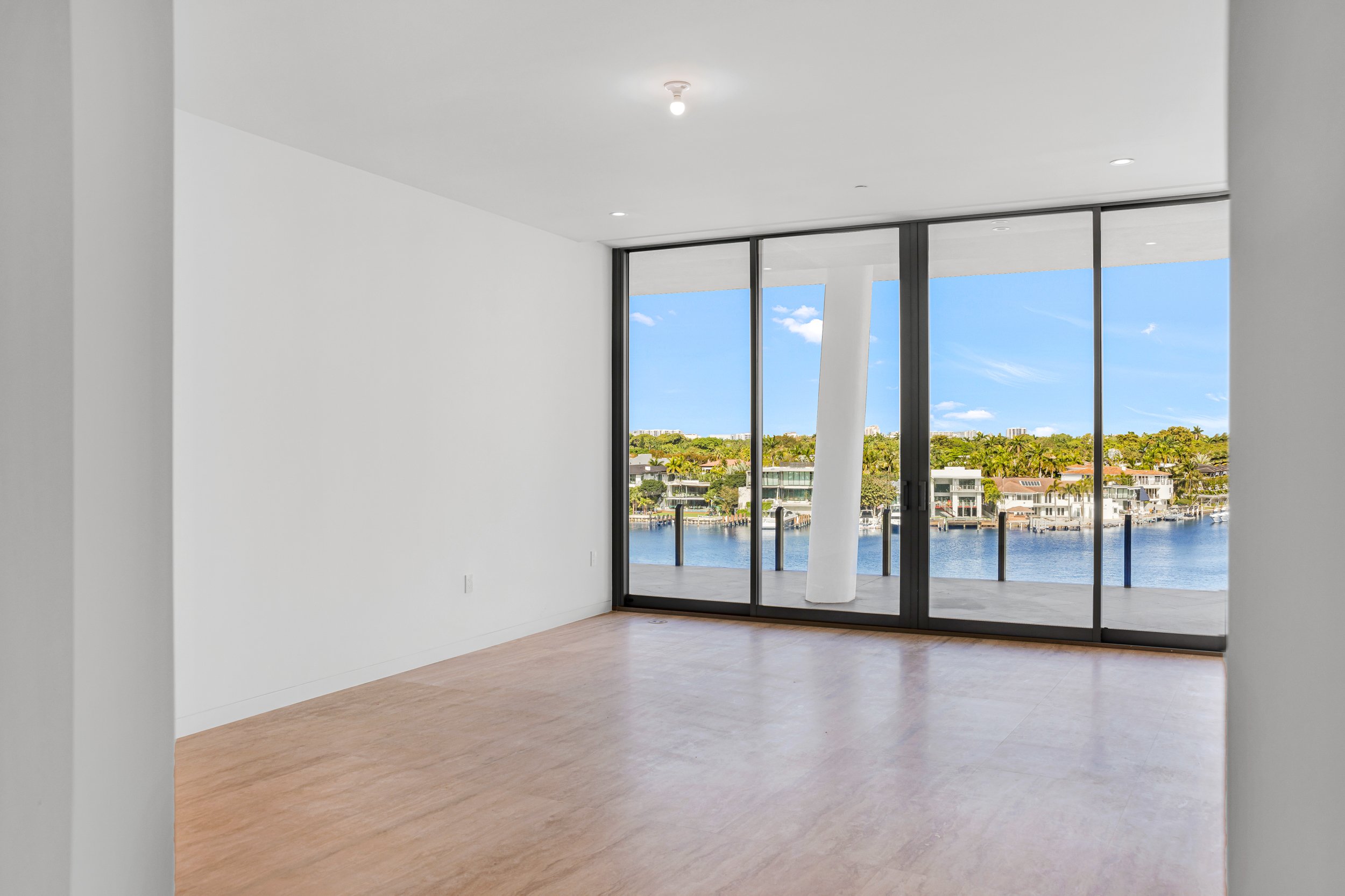 4 Grove Isle Dr-Miami,Christina #504-24.jpg