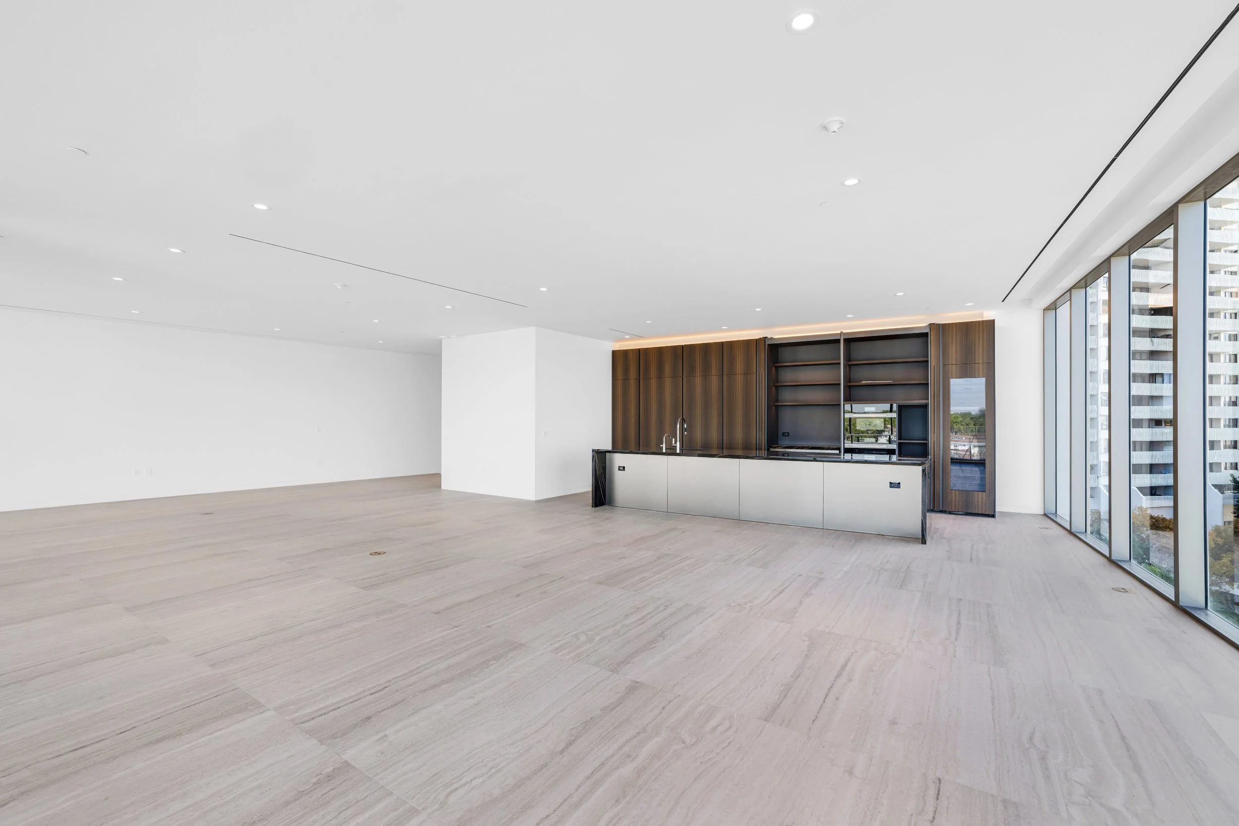 4 Grove Isle Dr-Miami,Christina #504-36.jpg