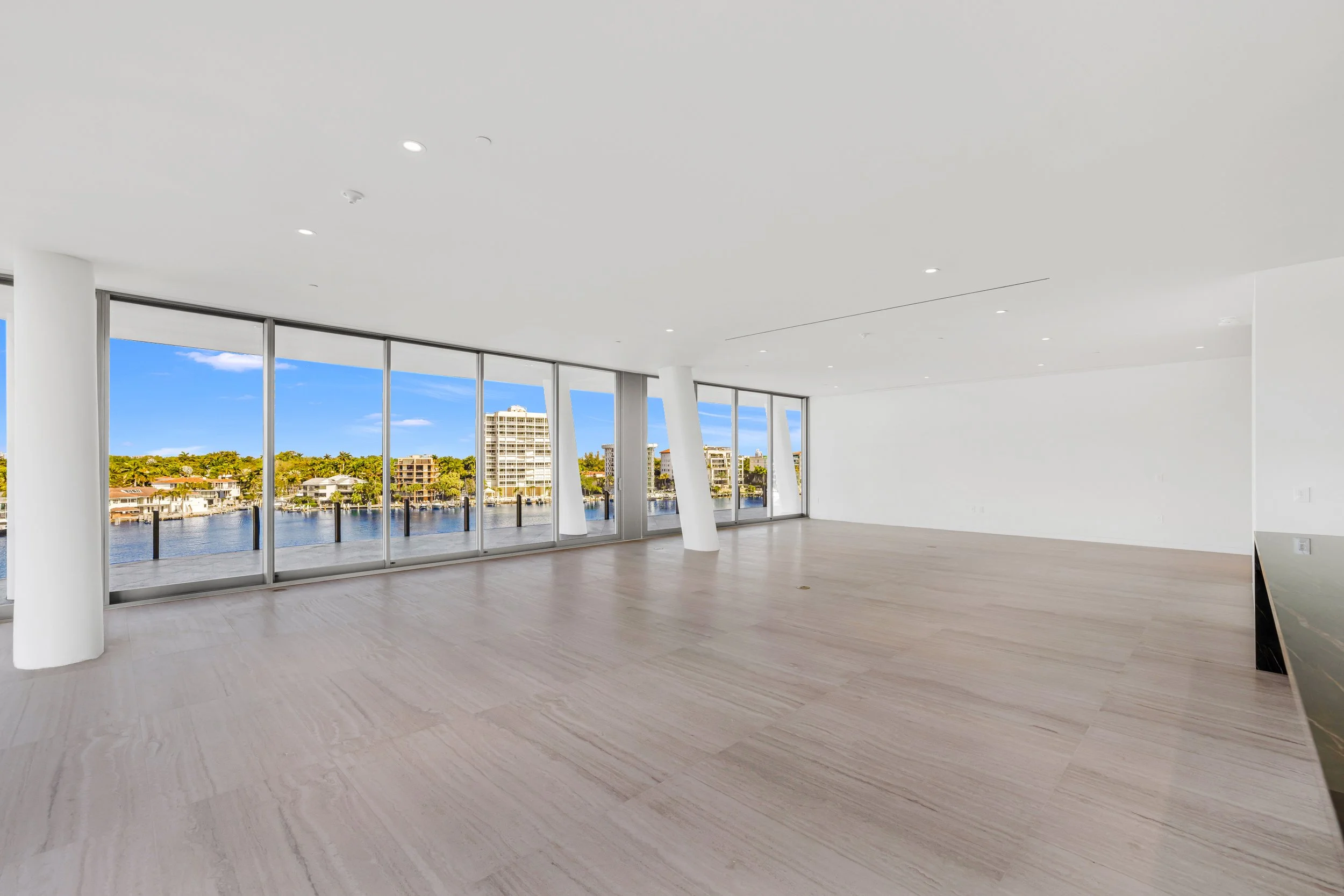 4 Grove Isle Dr-Miami,Christina #504-38.jpg
