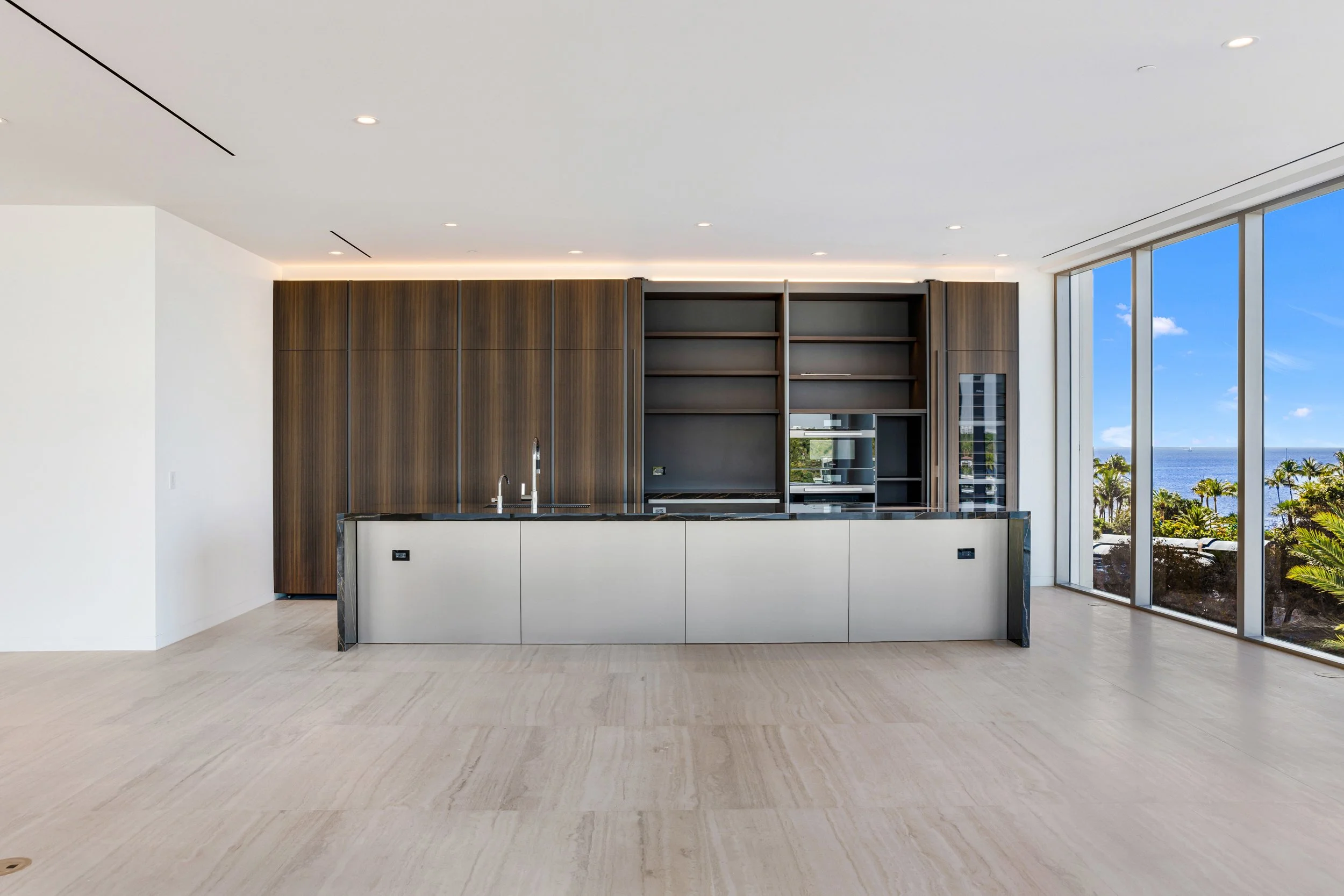 4 Grove Isle Dr-Miami,Christina #504-53.jpg