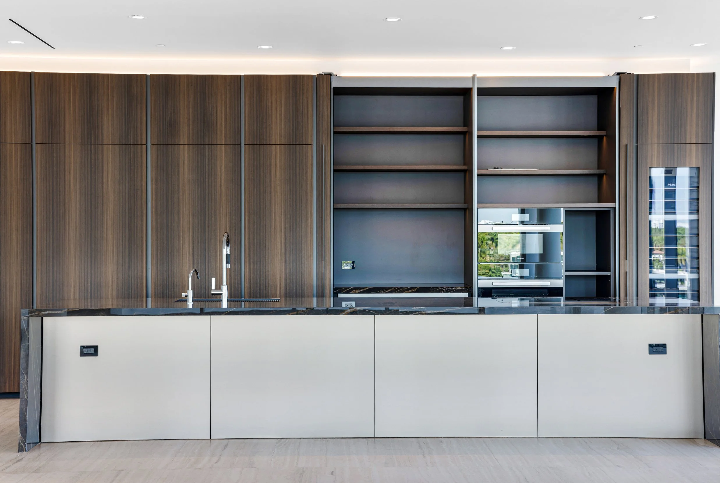 4 Grove Isle Dr-Miami,Christina #504-54.jpg