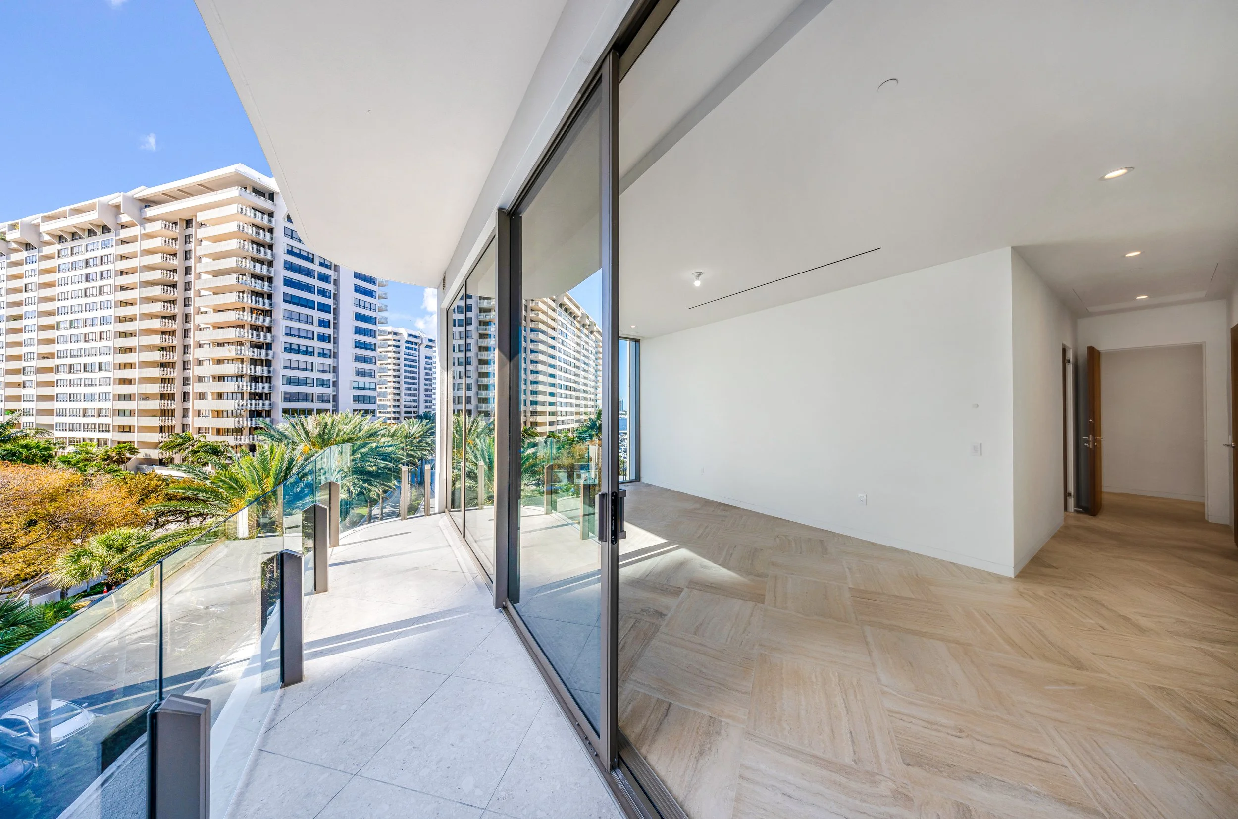 4 Grove Isle Dr-Miami,Christina #504-77.jpg