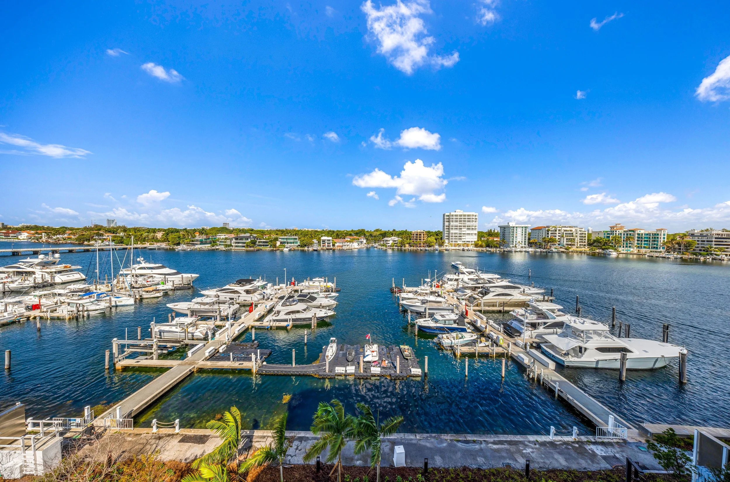 4 Grove Isle Dr-Miami,Christina #504-94.jpg