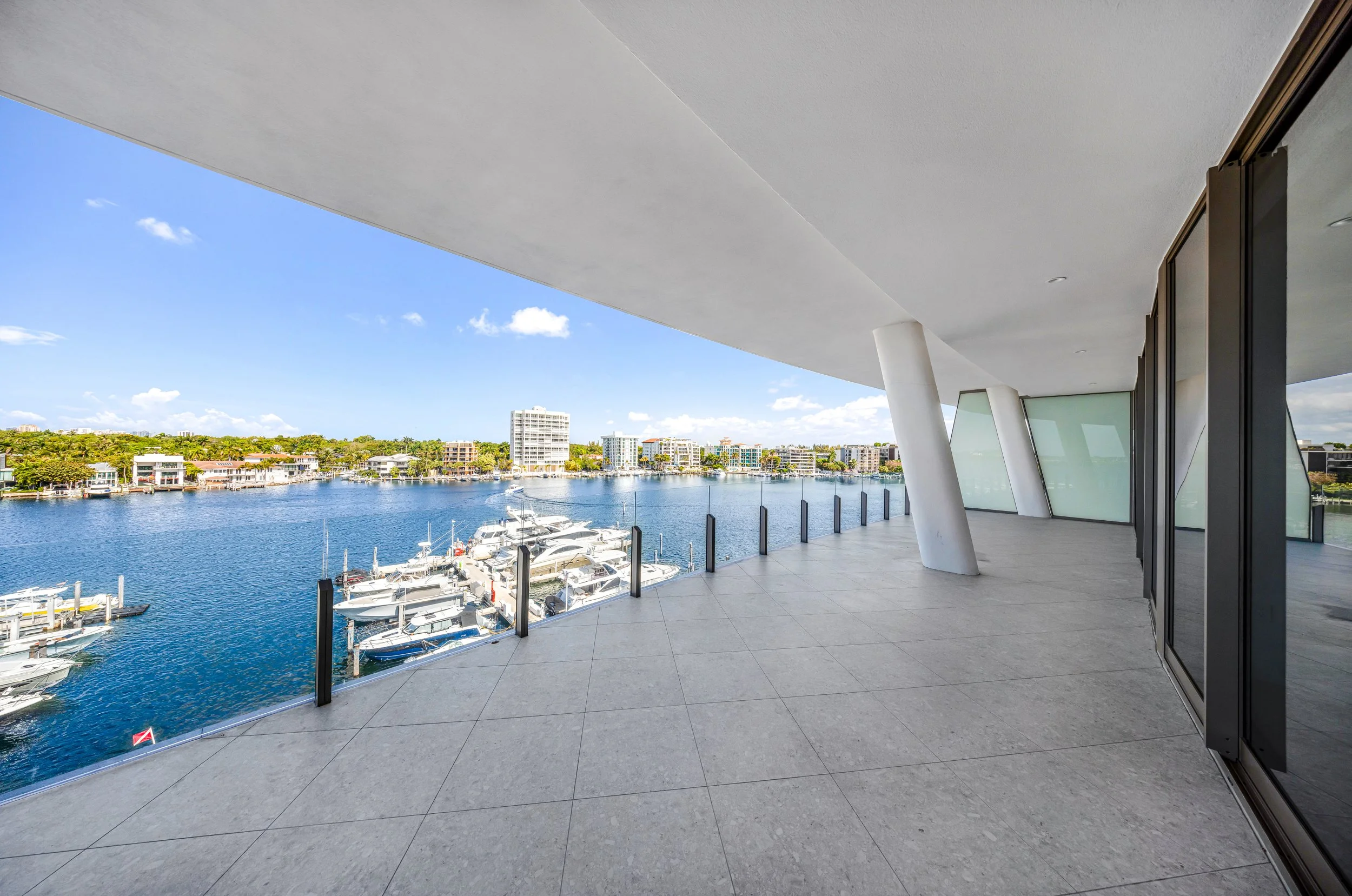 4 Grove Isle Dr-Miami,Christina #504-96.jpg