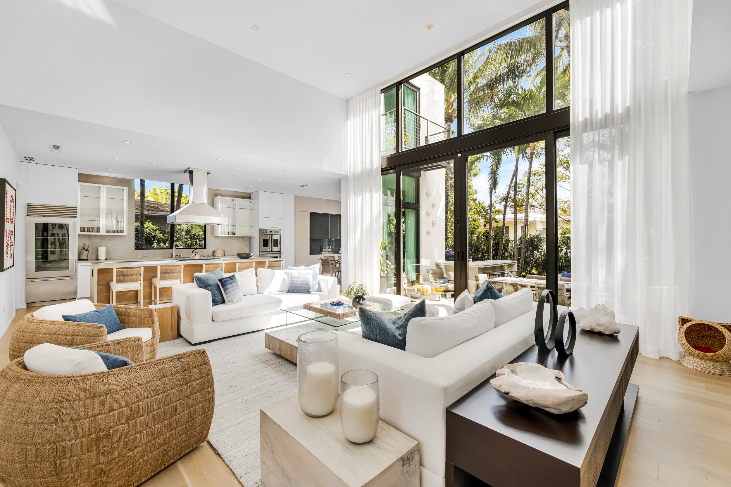 4515 N Michigan Ave-Miami Beach, Christina-12.jpg