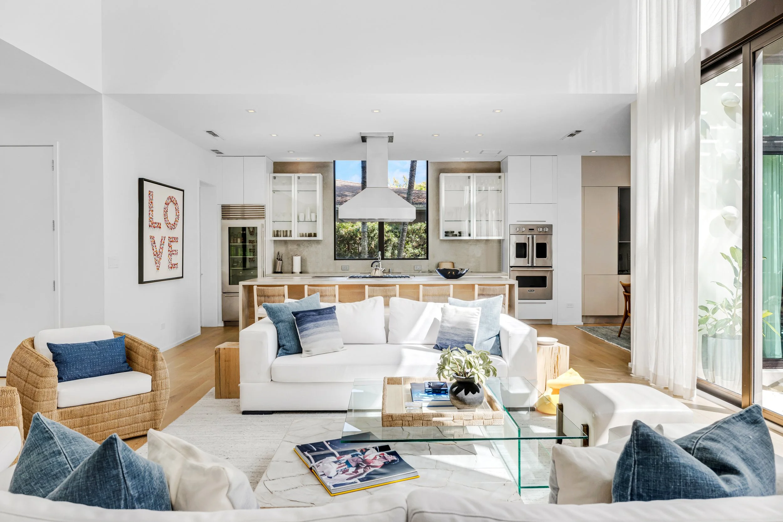 4515 N Michigan Ave-Miami Beach, Christina-16.jpg