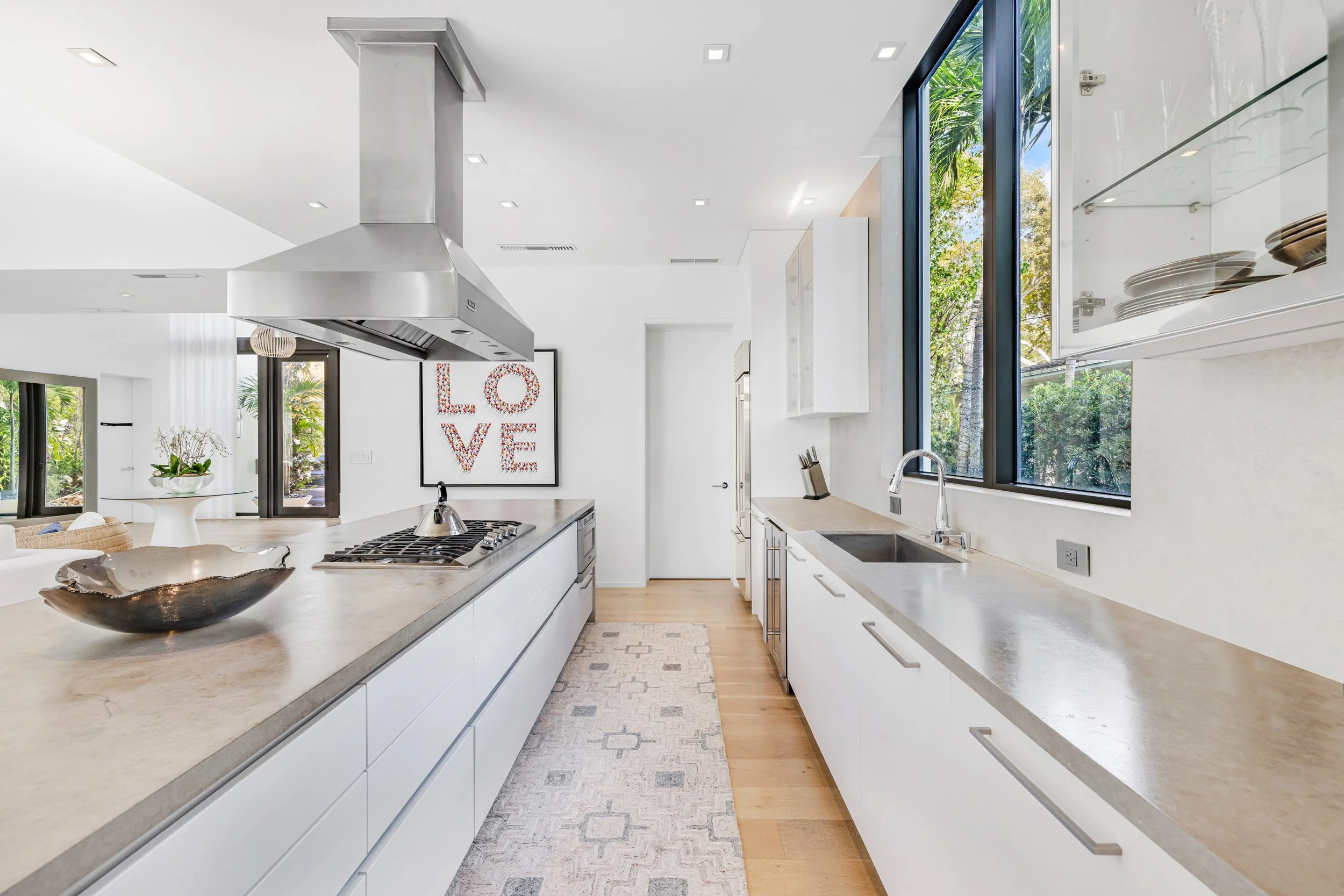 4515 N Michigan Ave-Miami Beach, Christina-21.jpg