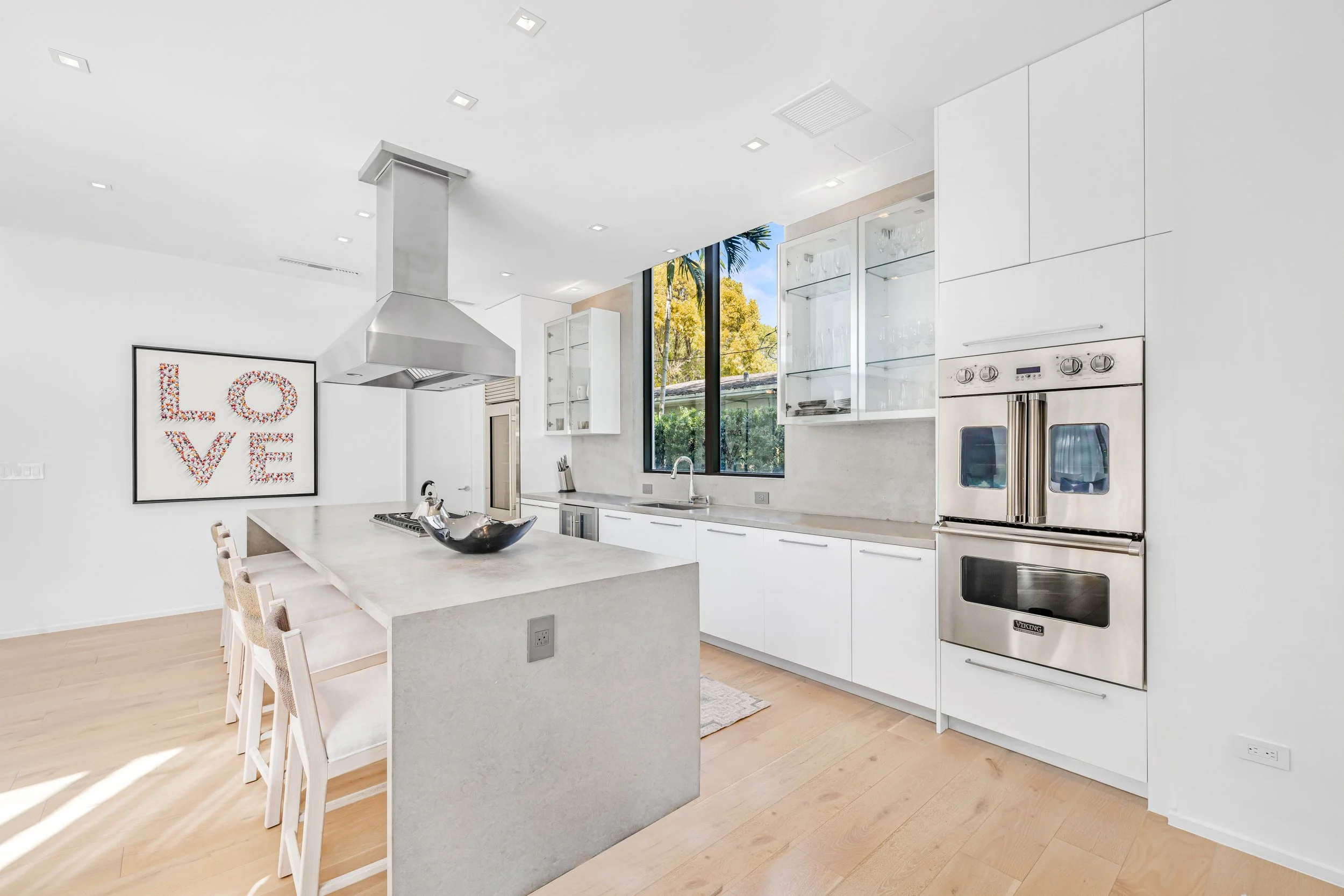 4515 N Michigan Ave-Miami Beach, Christina-23.jpg