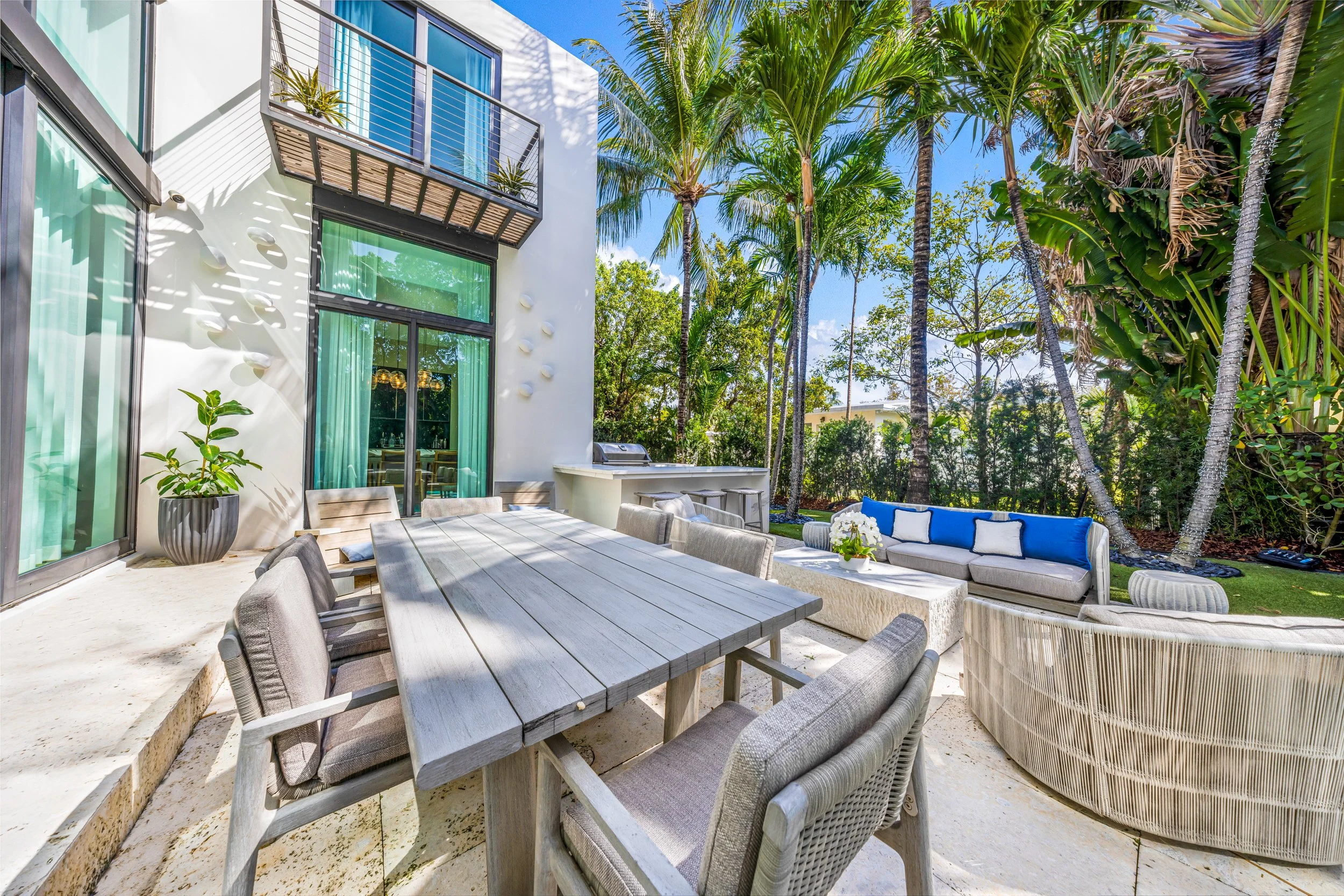 4515 N Michigan Ave-Miami Beach, Christina-30.jpg
