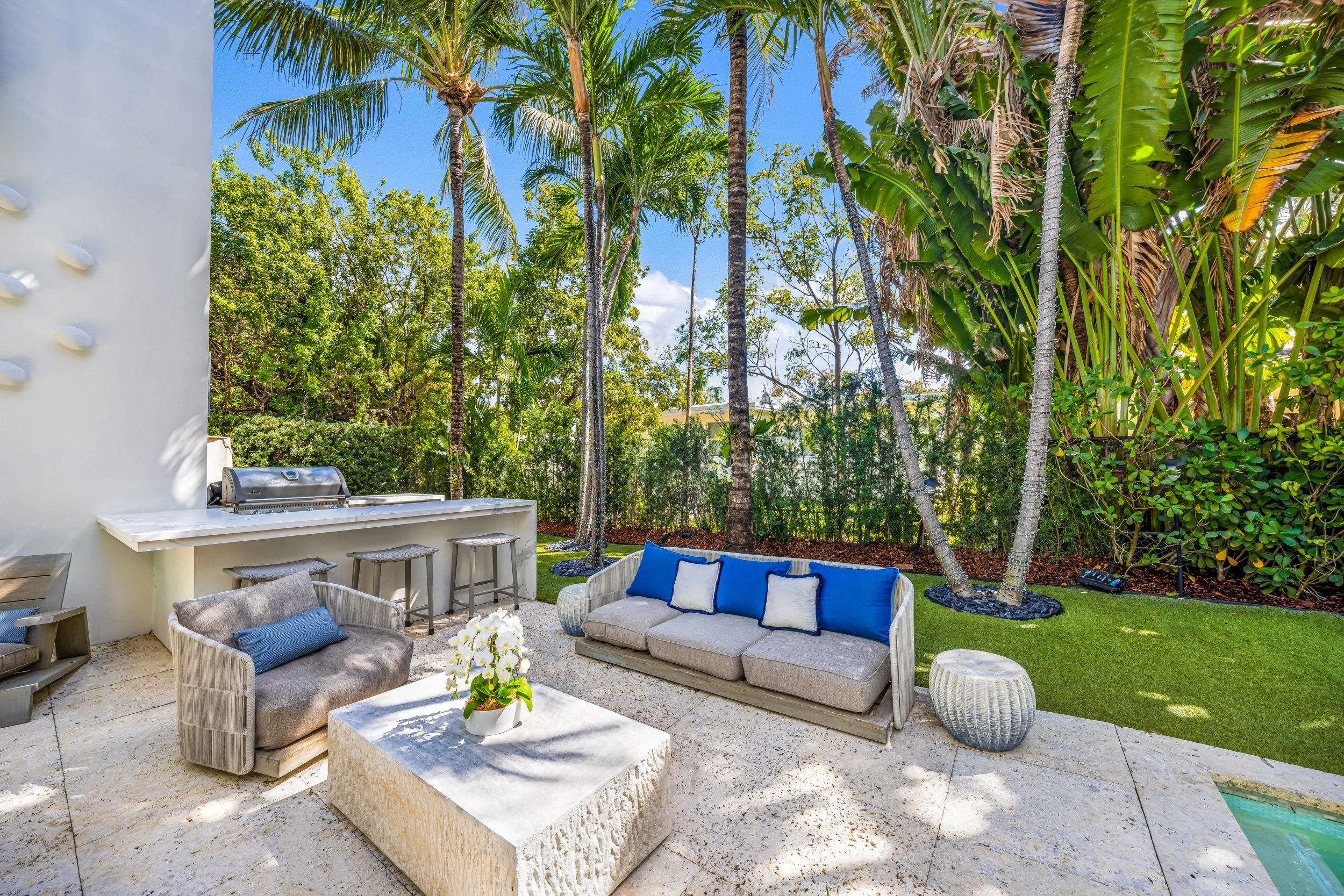 4515 N Michigan Ave-Miami Beach, Christina-31.jpg