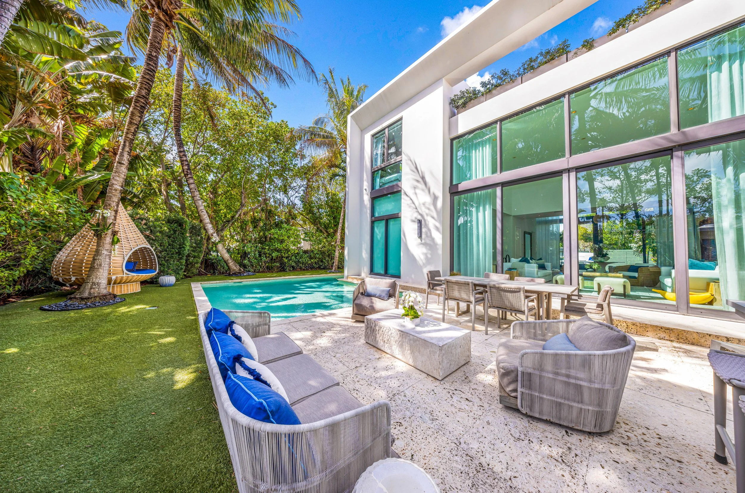 4515 N Michigan Ave-Miami Beach, Christina-33.jpg