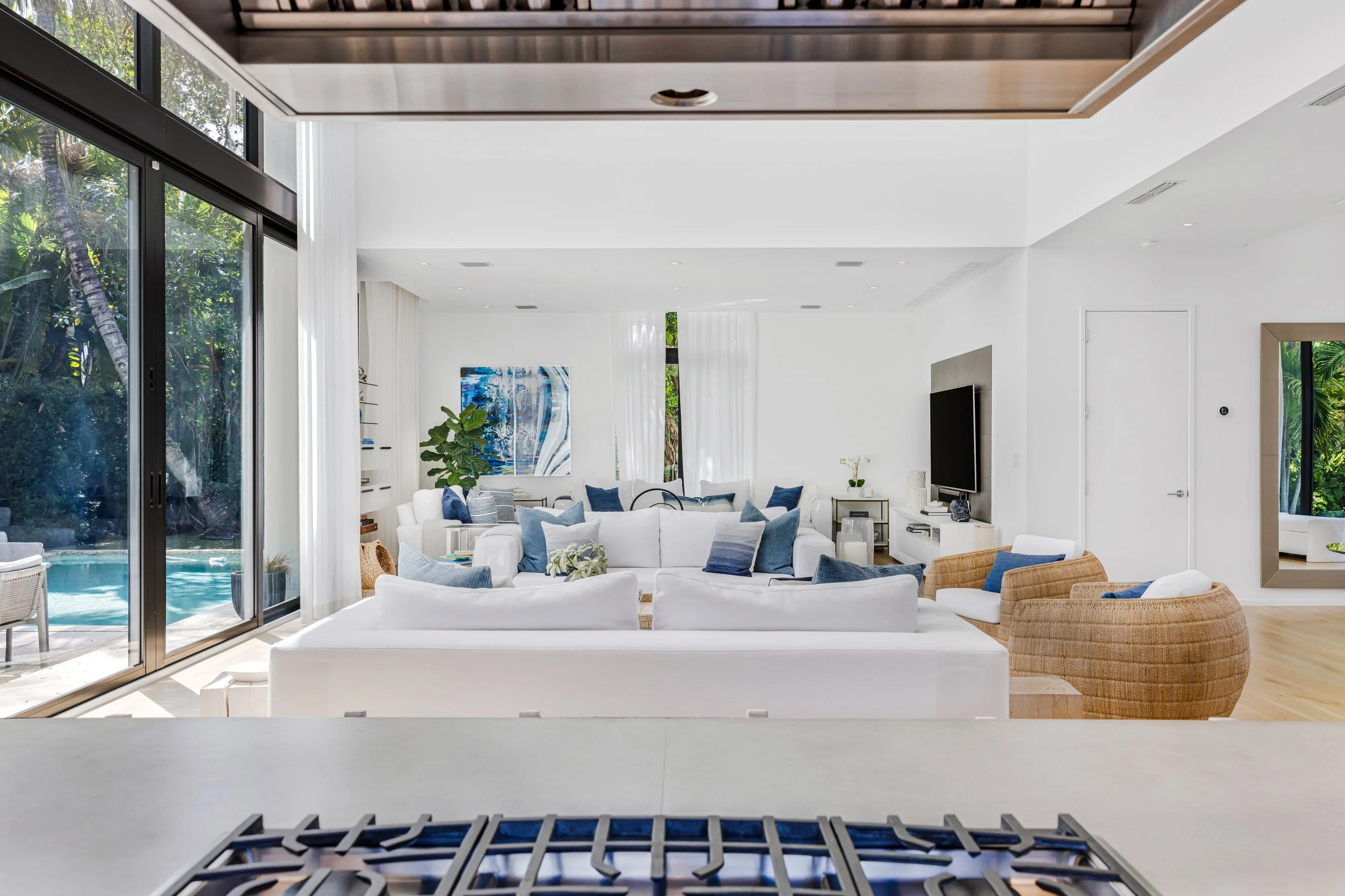 4515 N Michigan Ave-Miami Beach, Christina-68.jpg