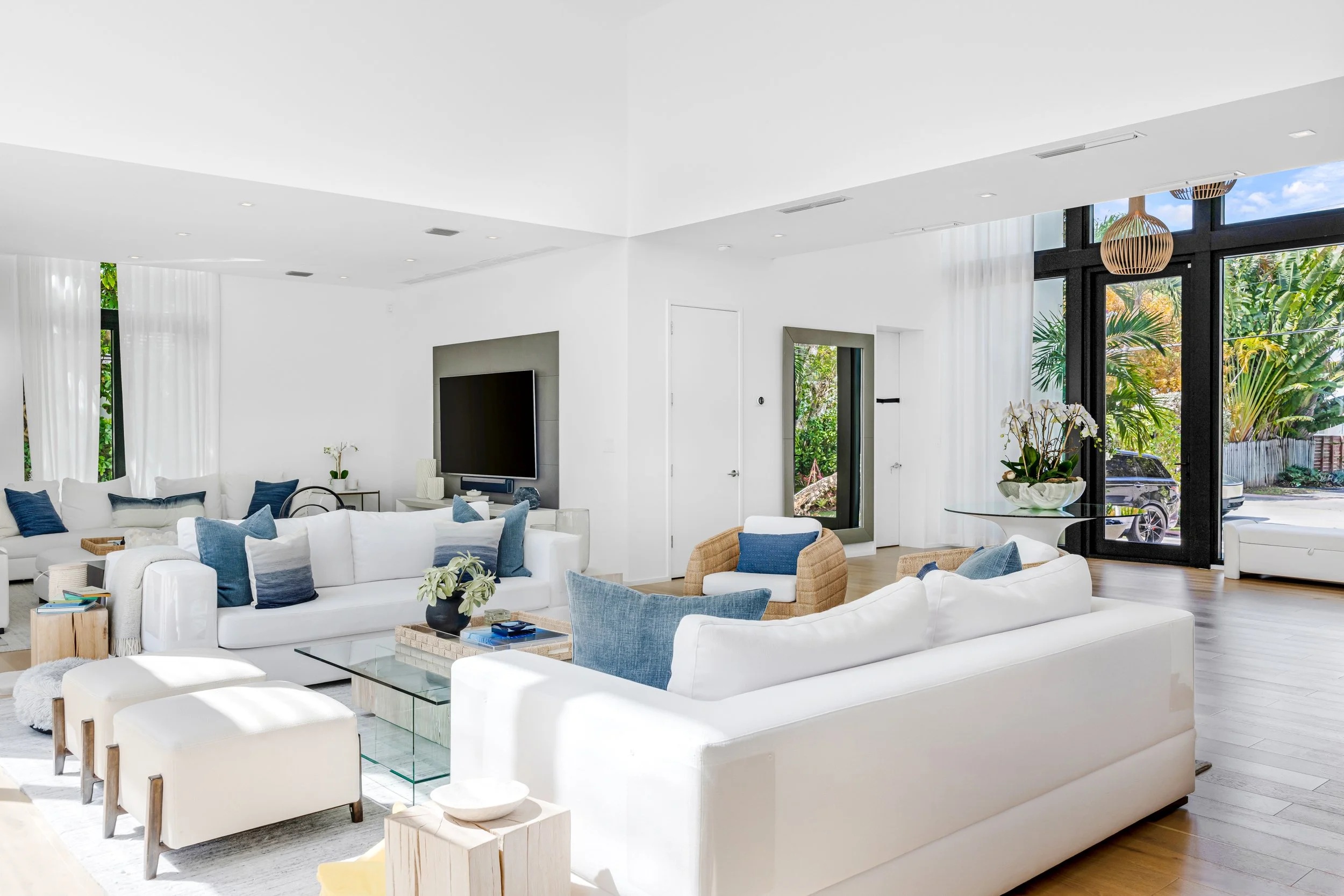 4515 N Michigan Ave-Miami Beach, Christina-70.jpg