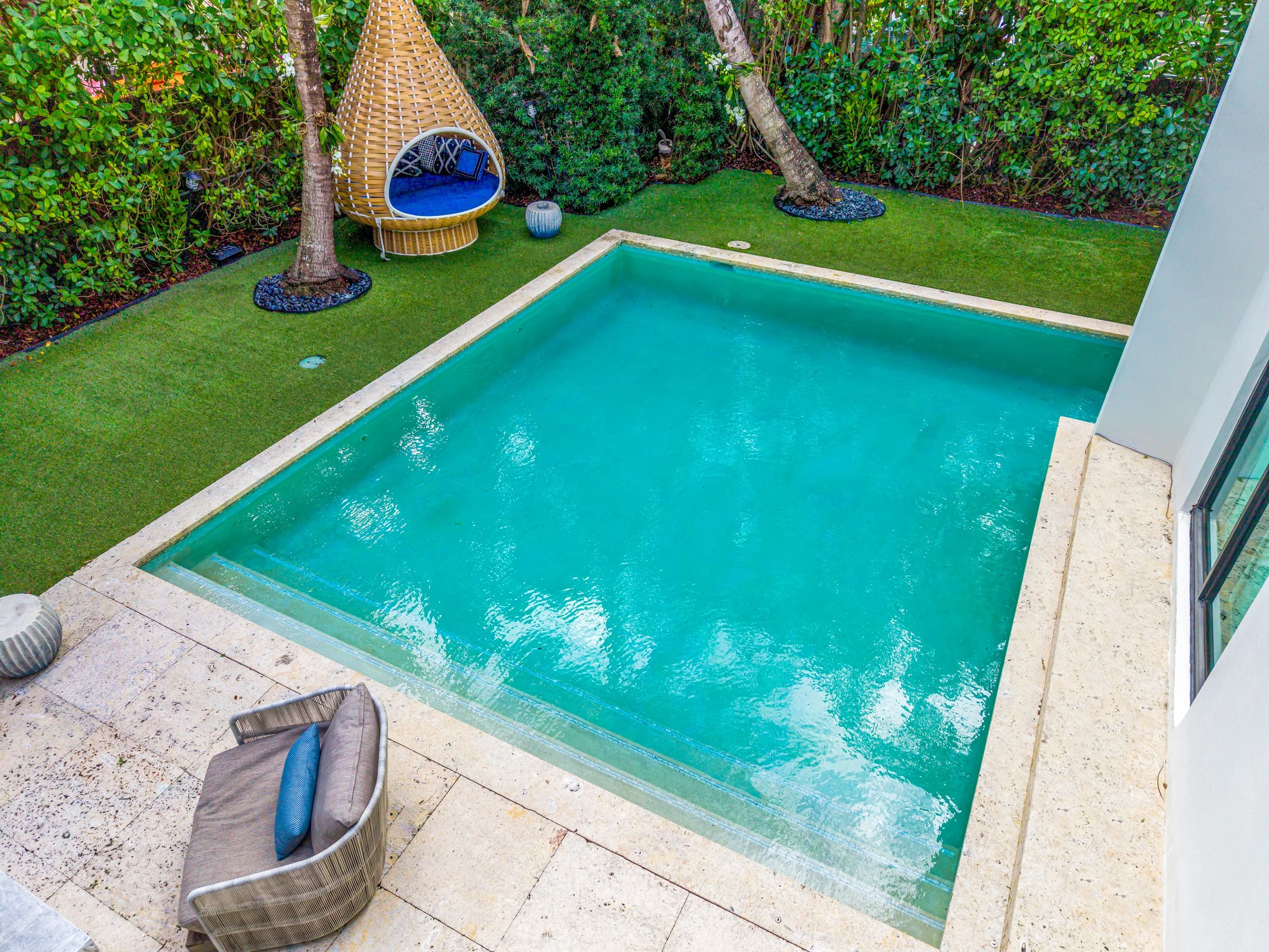 4515 N Michigan Ave-Miami Beach, Christina-102.jpg