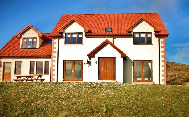 exterior1-643x400.jpg