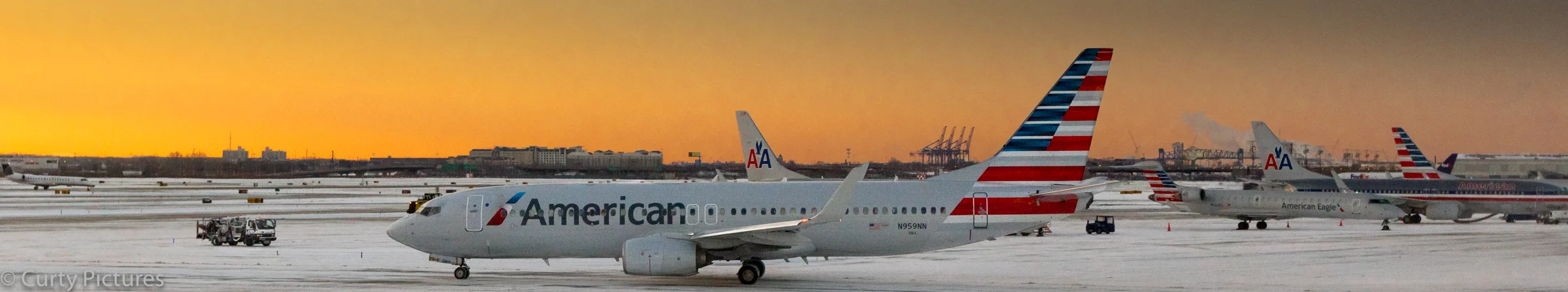Newark Airport-41-2.jpg