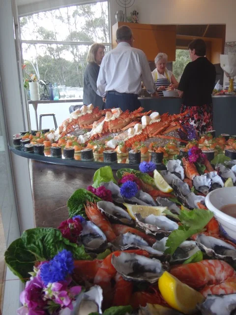 Fresh Nori, Crayfish, Prawns & Oysters.