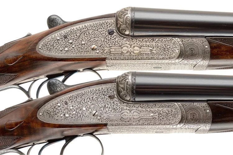 HOLLAND & HOLLAND ROYAL 12 GAUGE PAIR OAK AND LEATHER CASED
