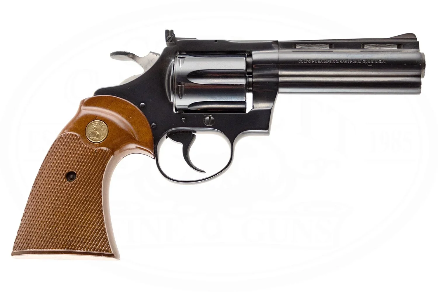 COLT DIAMONDBACK 22 LR 4 INCH