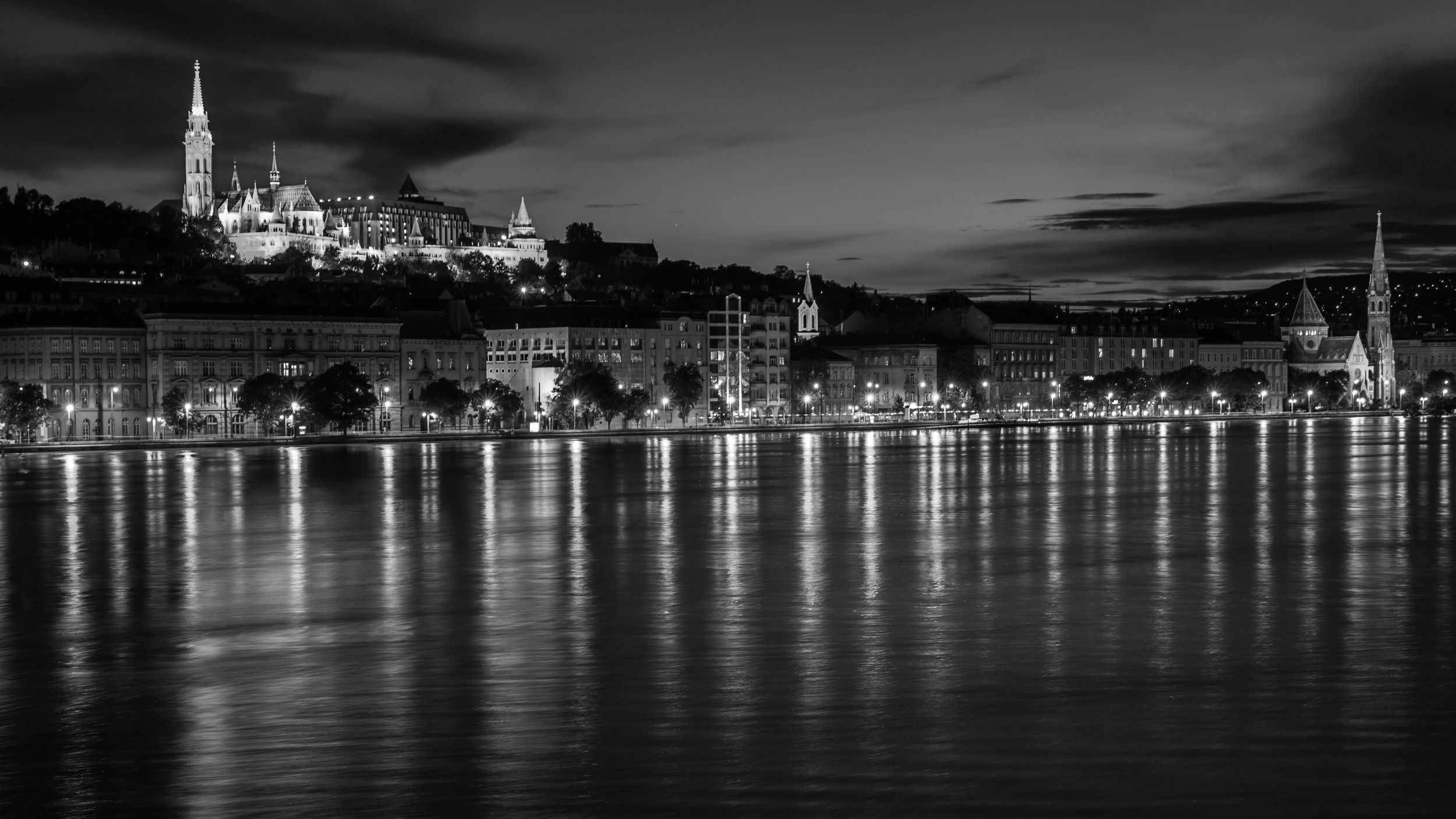 budapest_B&W.jpg