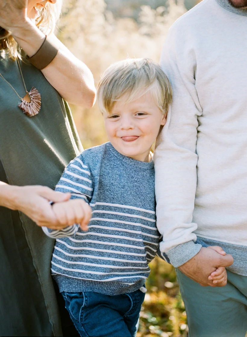 Family photos with fun and silliness - photo by K
