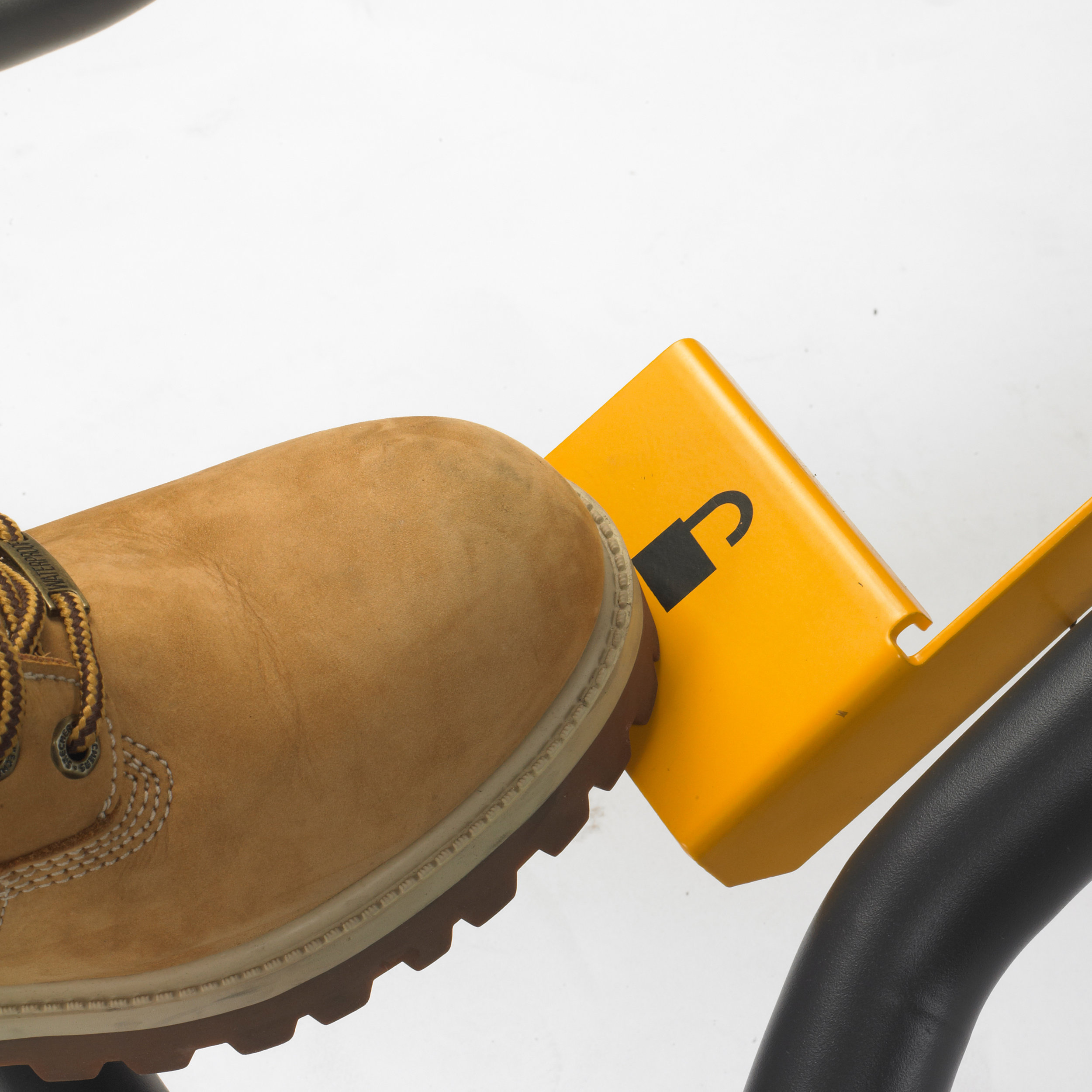 TBS600 Universal QuickSet Miter Saw Stand — TOUGHBUILT