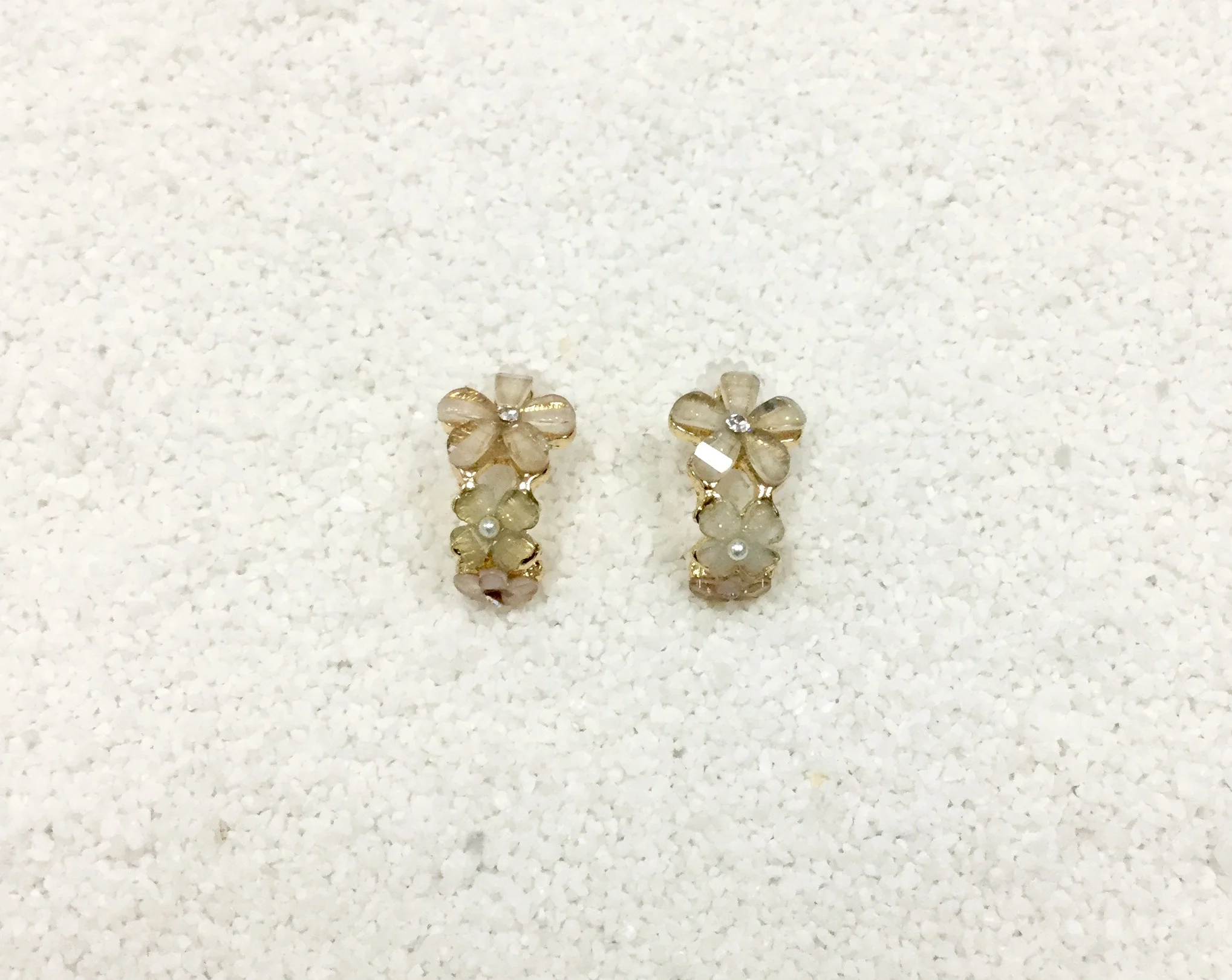 Flower Harf Hoop Earrings