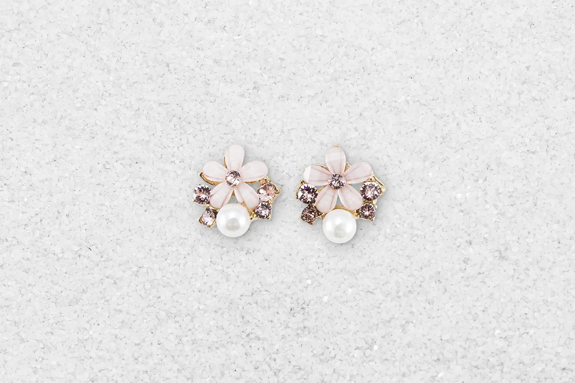 Flower with Pearl Earrings