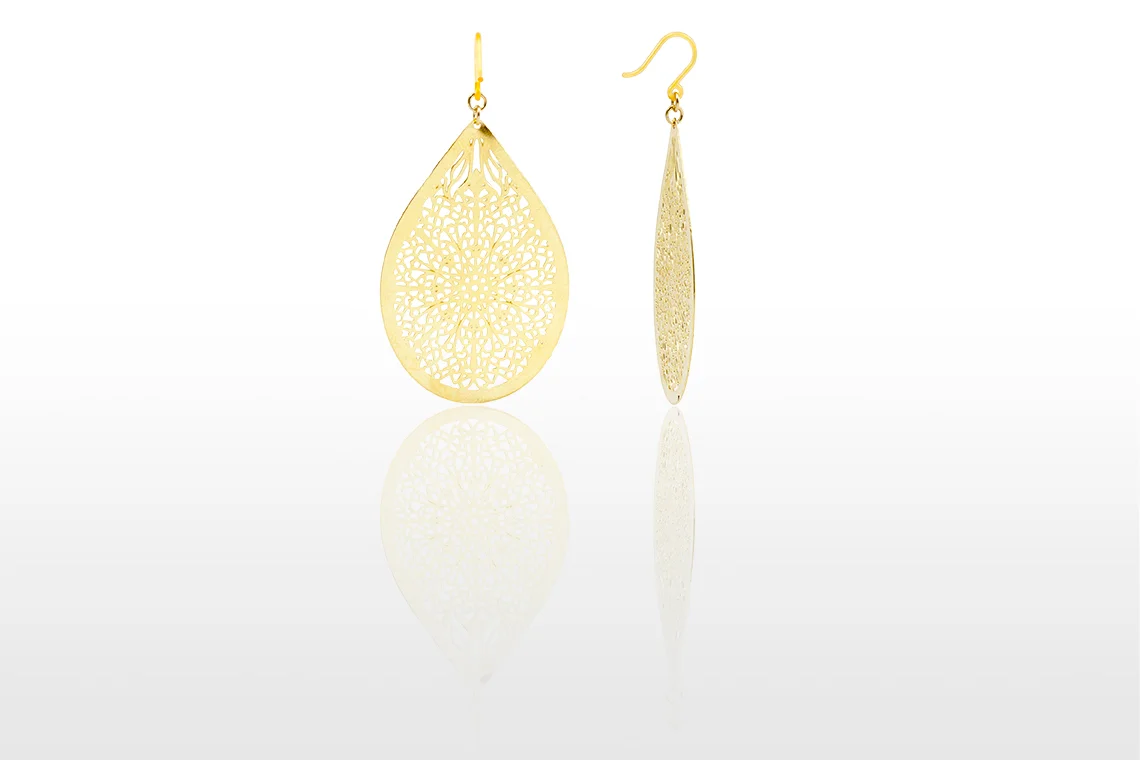Tear Drop Plate Earrings