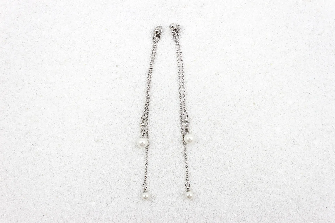 Chain with Pearl Earrings