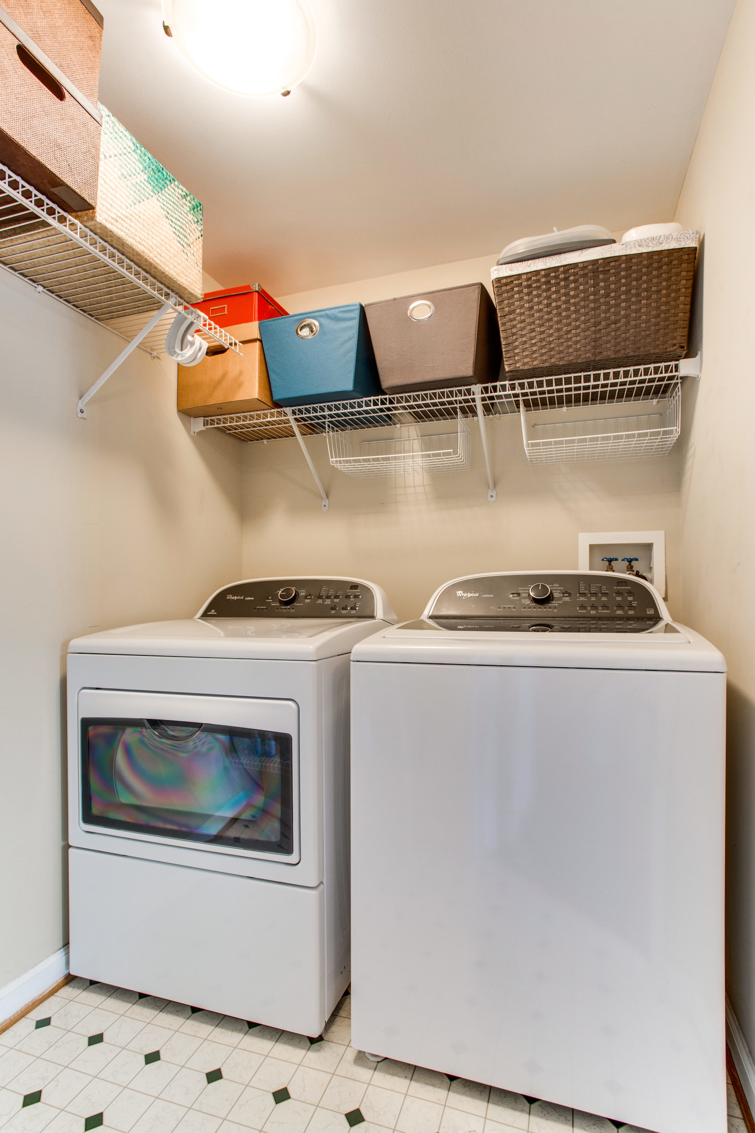 4380 Sutler Hill Square-print-016-28-Laundry FacilityRoom-2800x4200-300dpi.jpg