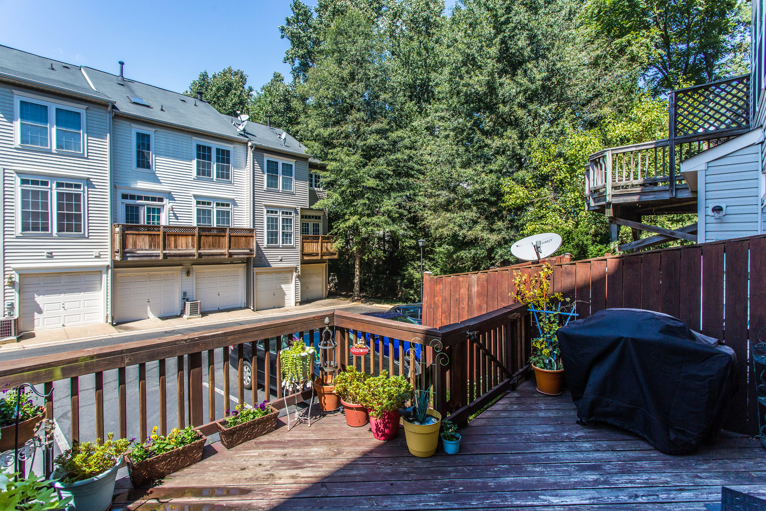 4380 Sutler Hill Square-print-048-51-Deck-4200x2800-300dpi.jpg